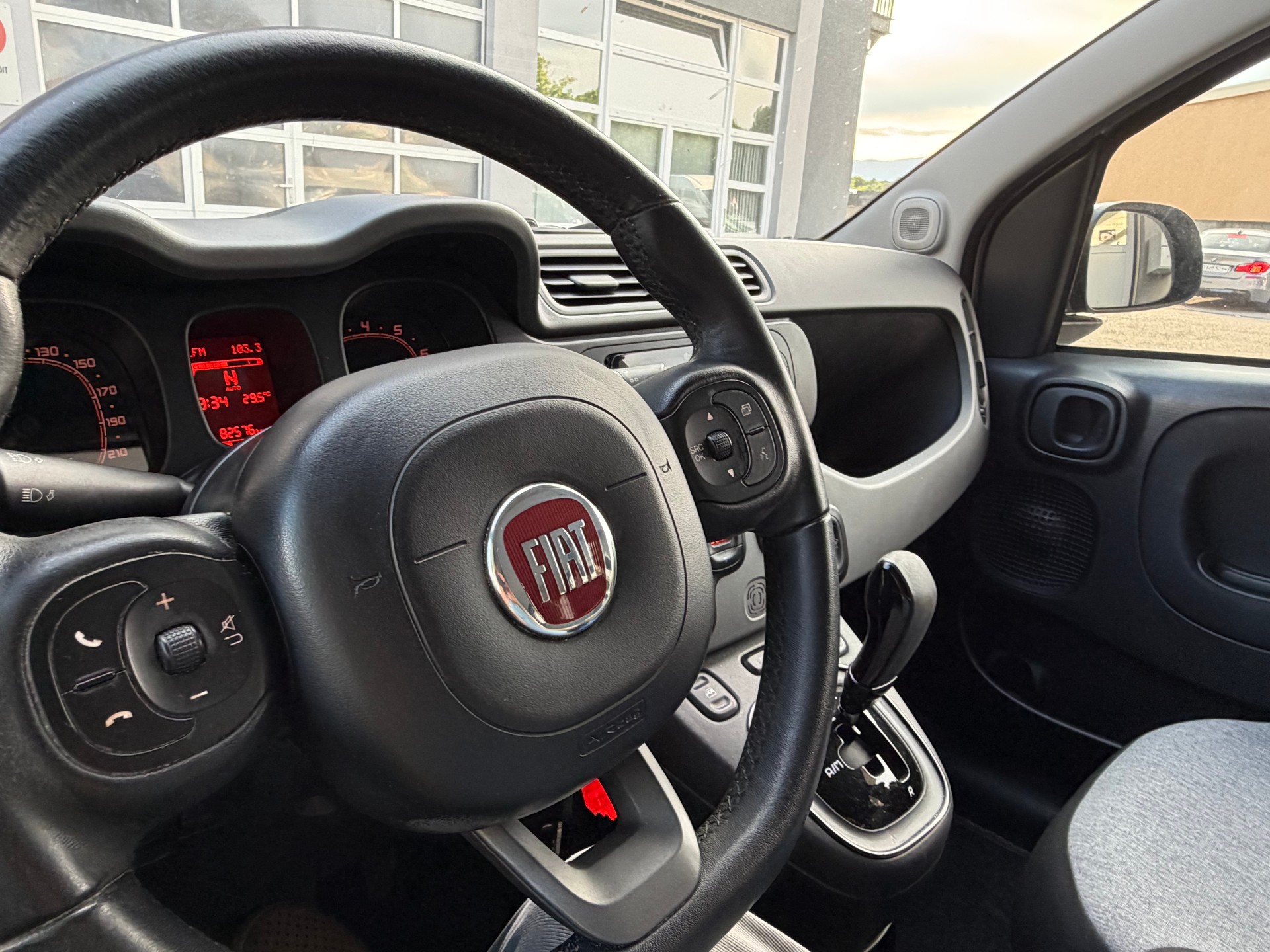 FIAT Panda 0.9 Twinair Turbo Lounge MTA-image-12