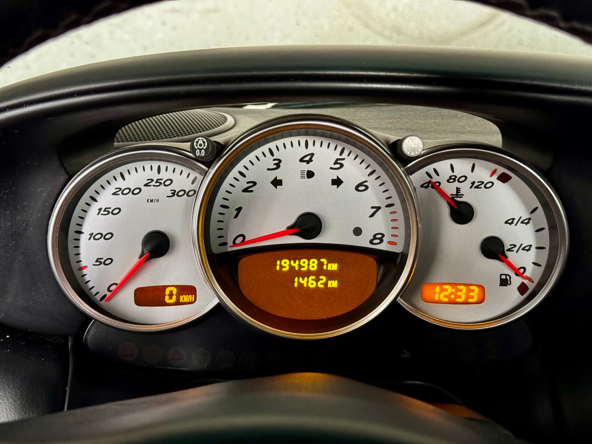 PORSCHE 3.2 S-image-5