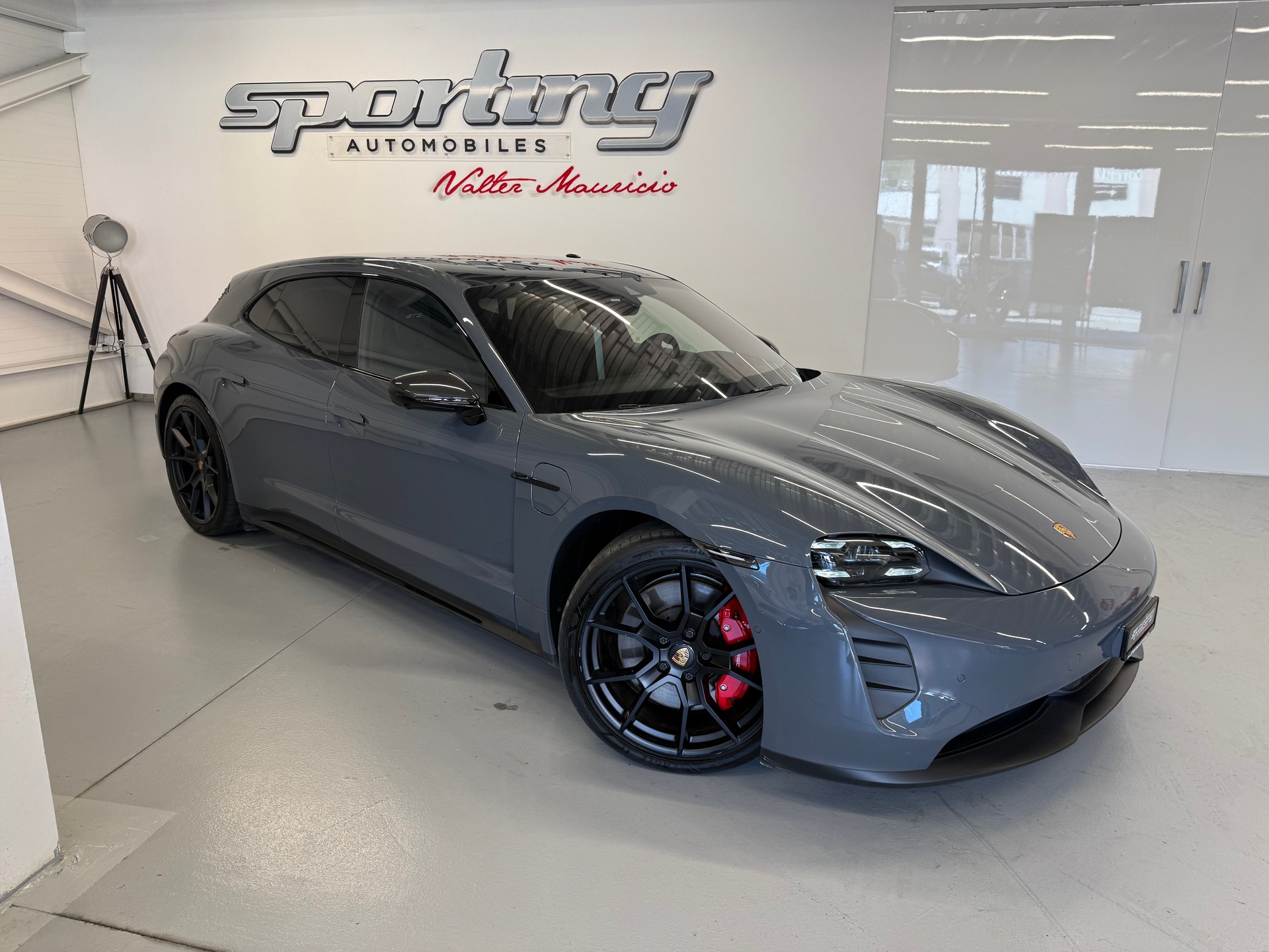 PORSCHE Taycan GTS Sport Turismo Performance Plus 93,4kWh-image-1