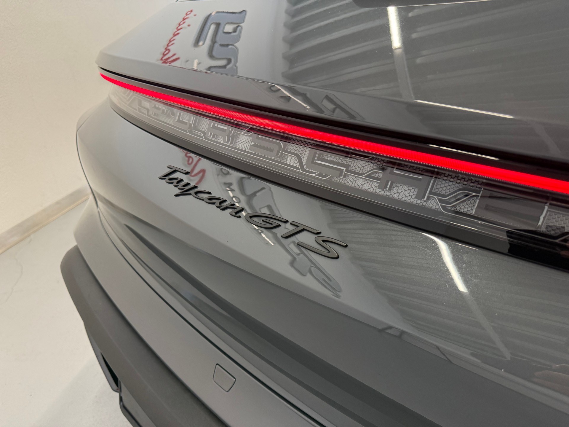 PORSCHE Taycan GTS Sport Turismo Performance Plus 93,4kWh-image-22
