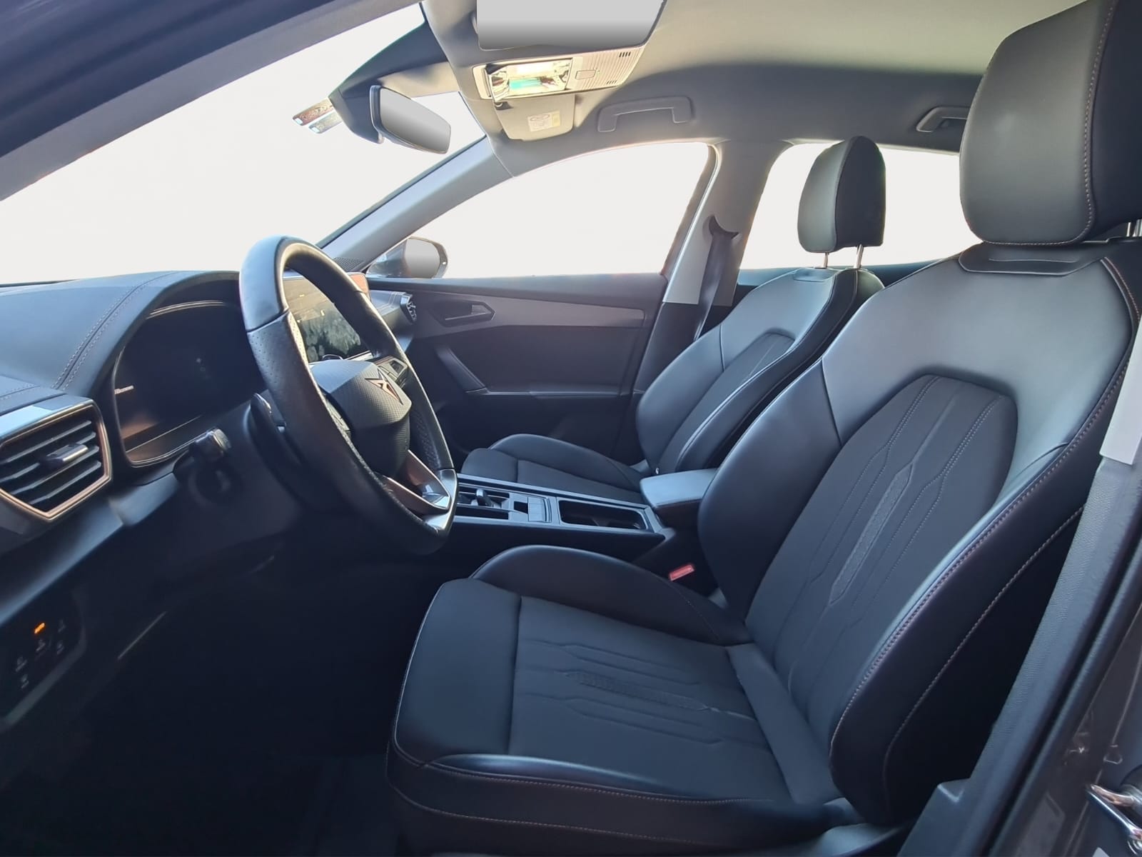 CUPRA Formentor 1.5 TSI DSG-image-14