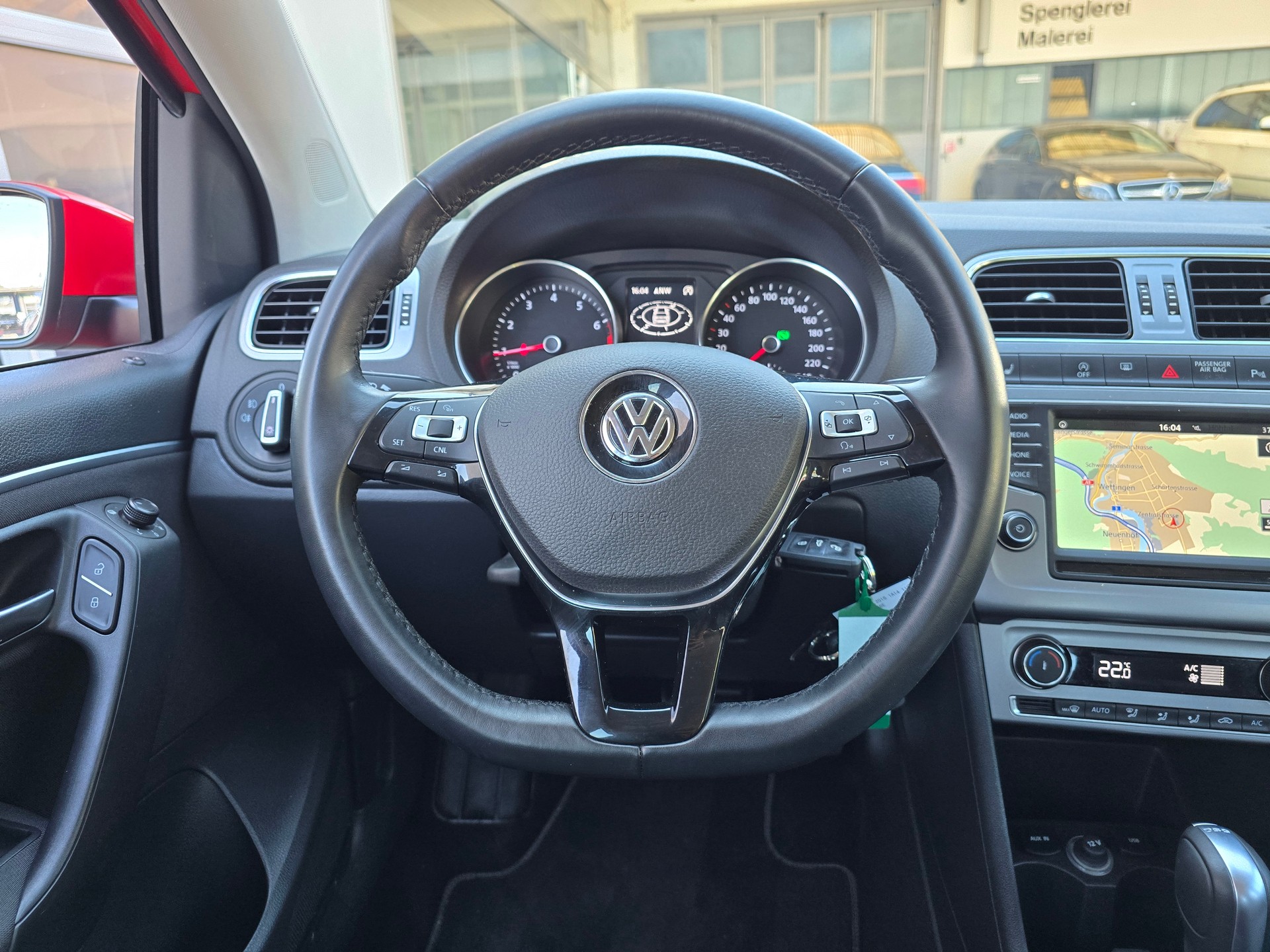 VW Polo 1.2 TSI BMT Allstar DSG-image-13