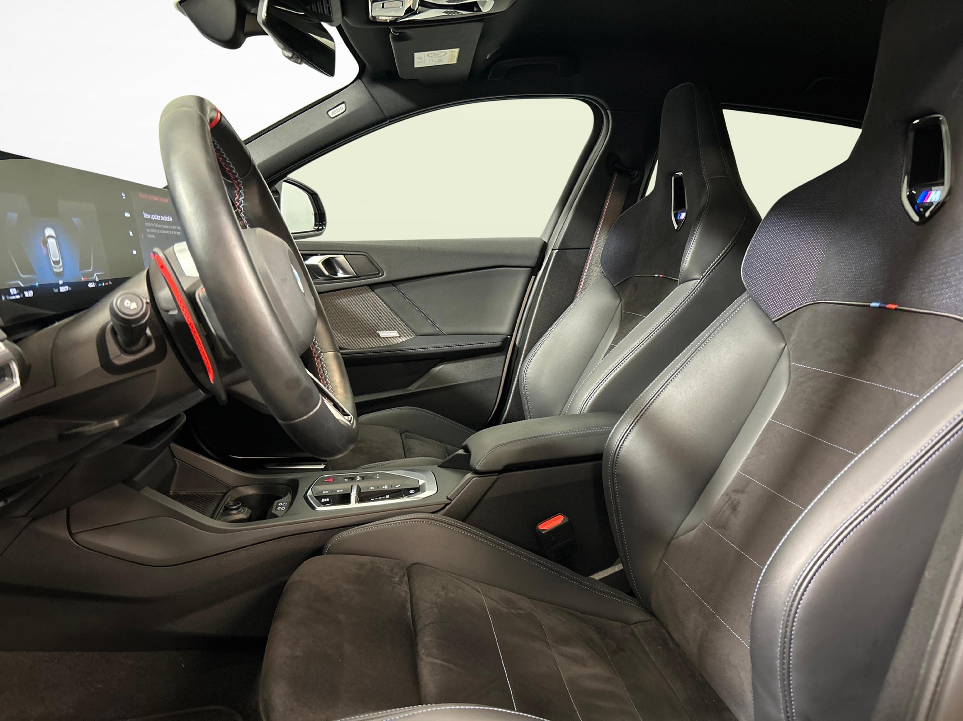 BMW M135i xDrive-image-2