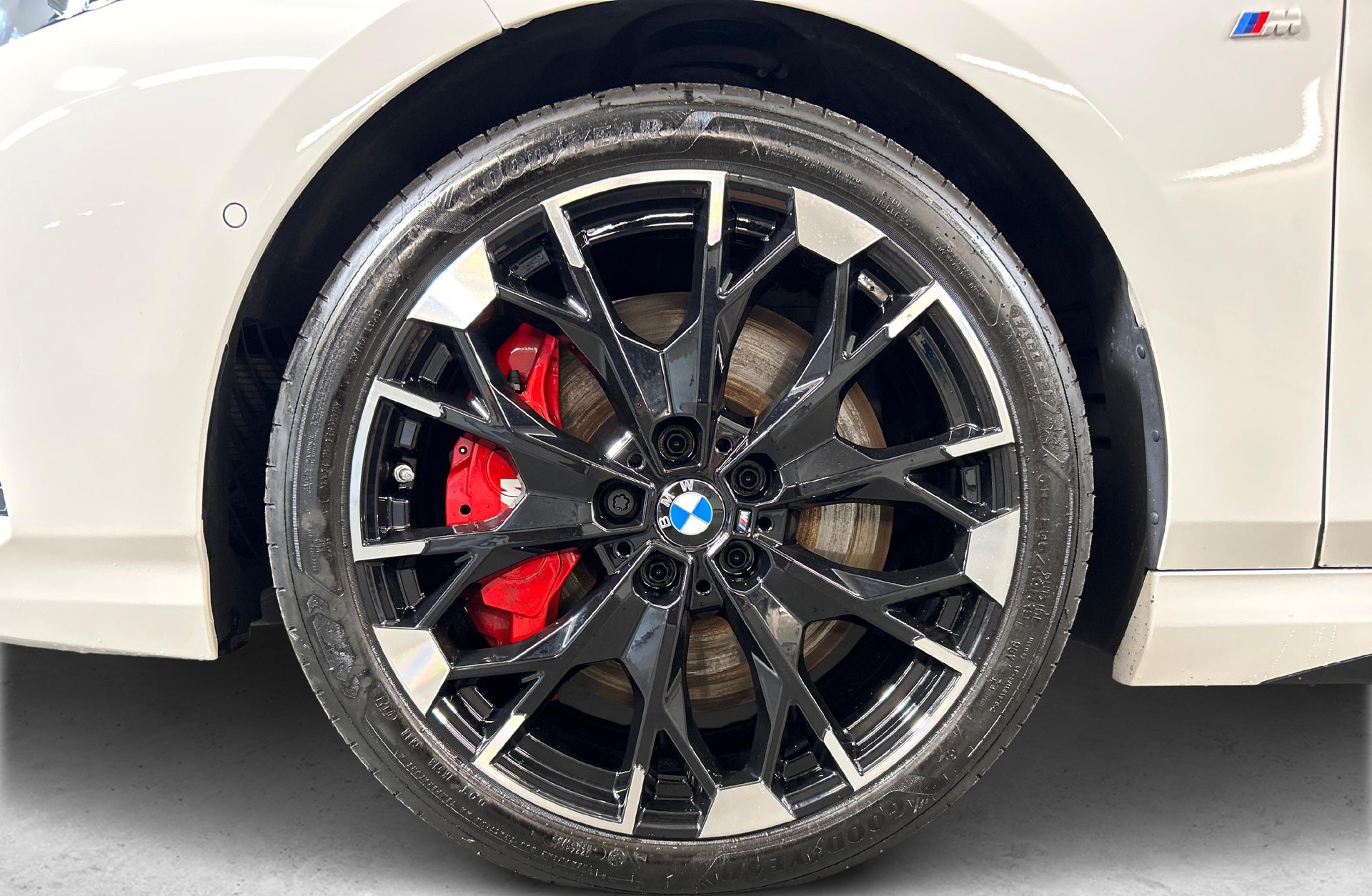 BMW M135i xDrive-image-10