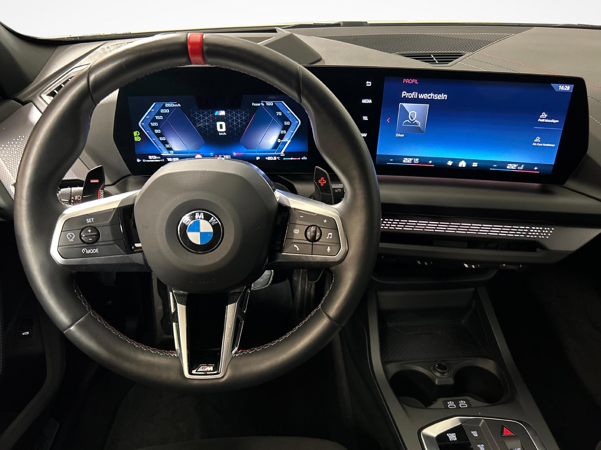 BMW M135i xDrive-image-5