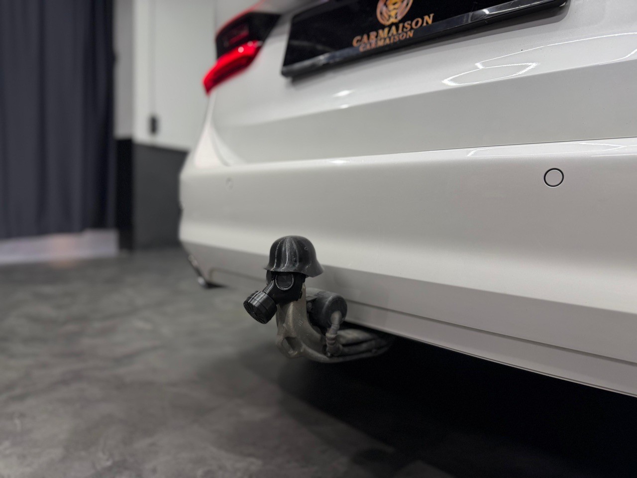 BMW 330i Touring xDrive Steptronic Sport Line-image-10