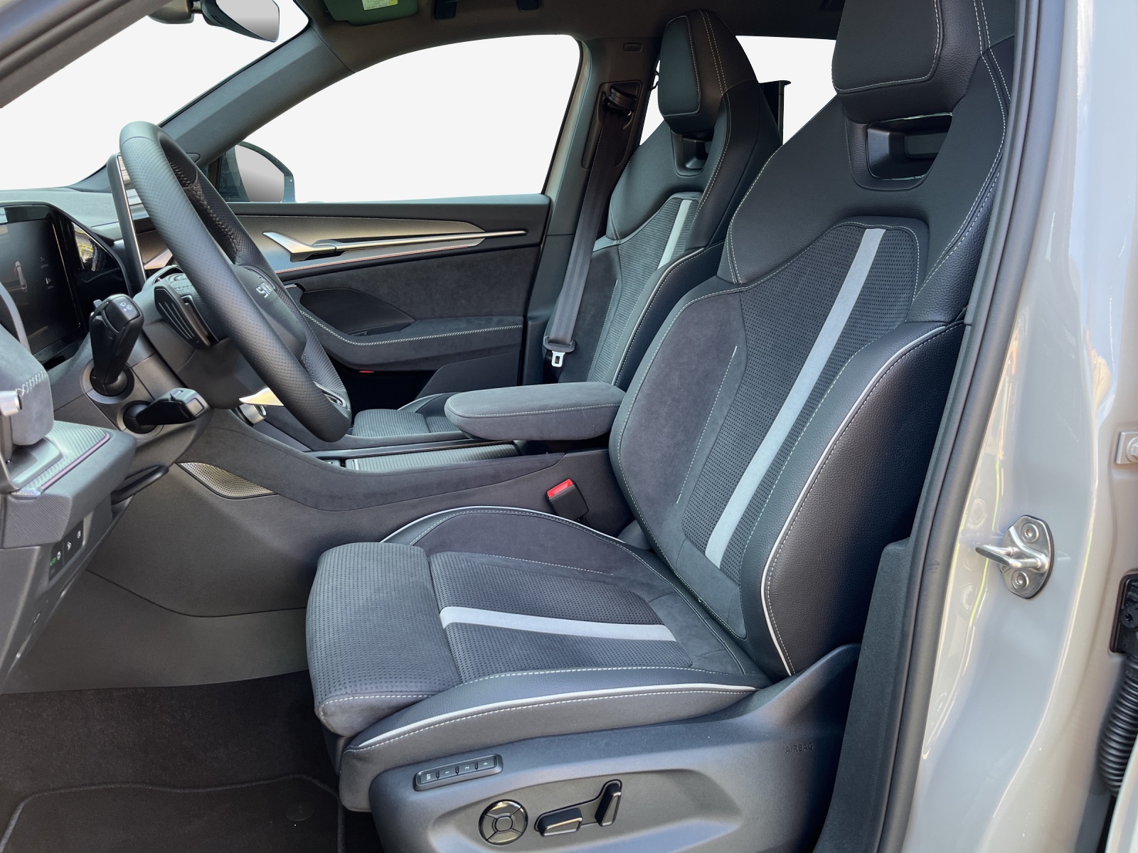 SKODA Kodiaq iV Sportline 1.5TSI 204PS 6DSG-image-7