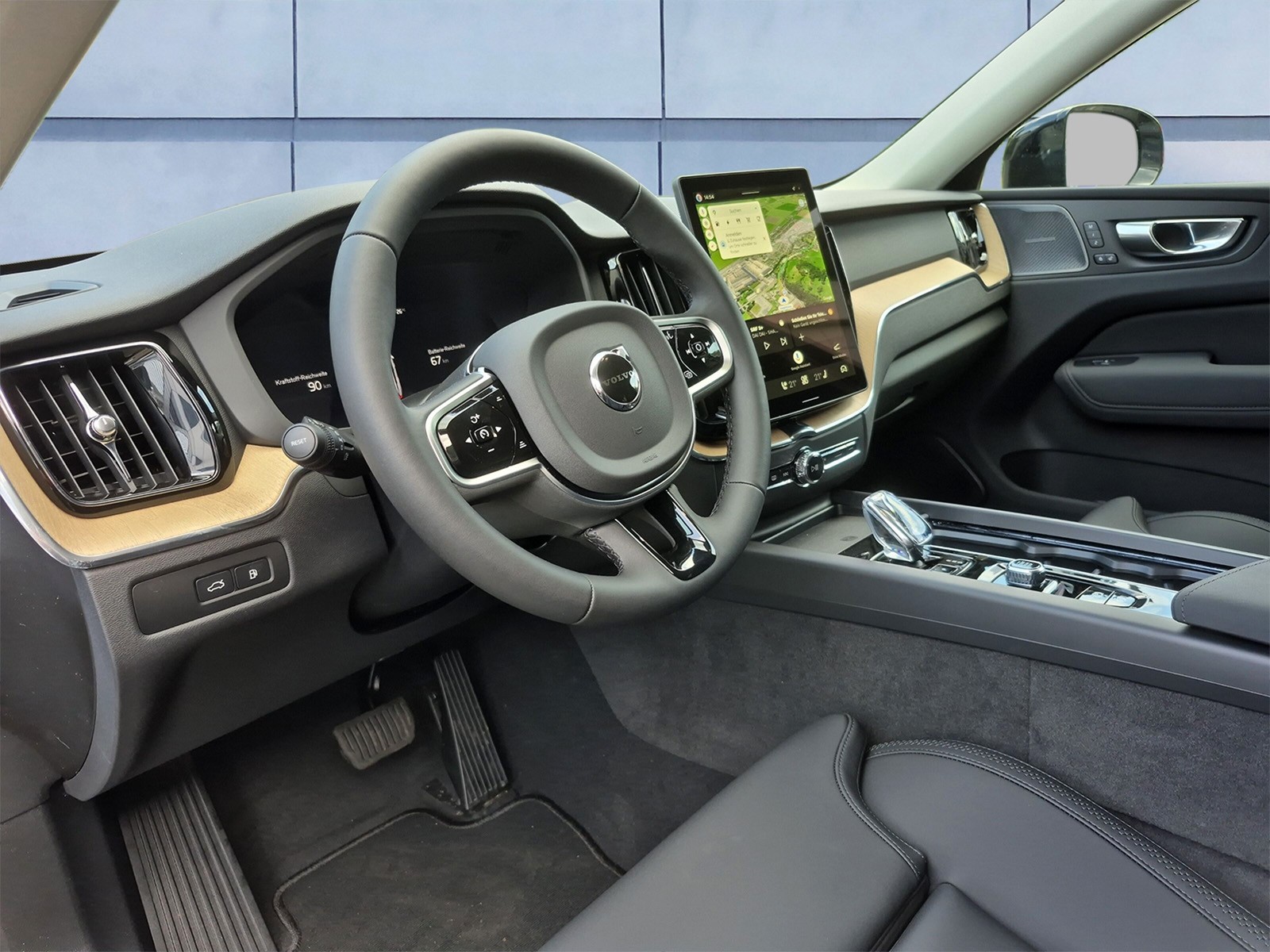 VOLVO XC60 2.0 T6 TE Plus Dark eAWD-image-10