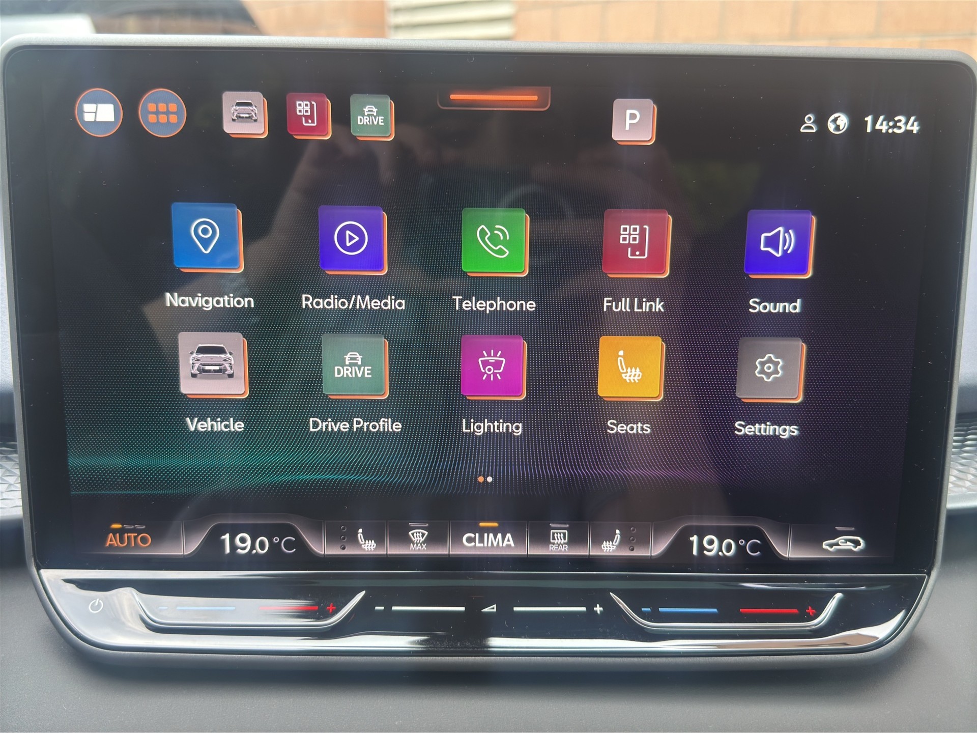 CUPRA Terramar 2.0TSI DSG 4D VZ 4x4 PANORAMADACH / HEAD UP DISPLAY-image-21