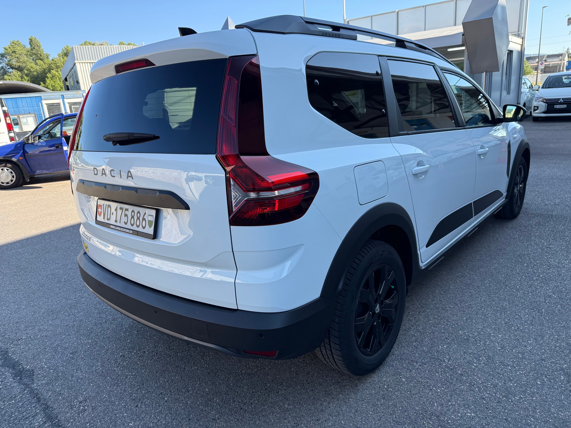 DACIA Jogger TCe 110 Extreme-image-2
