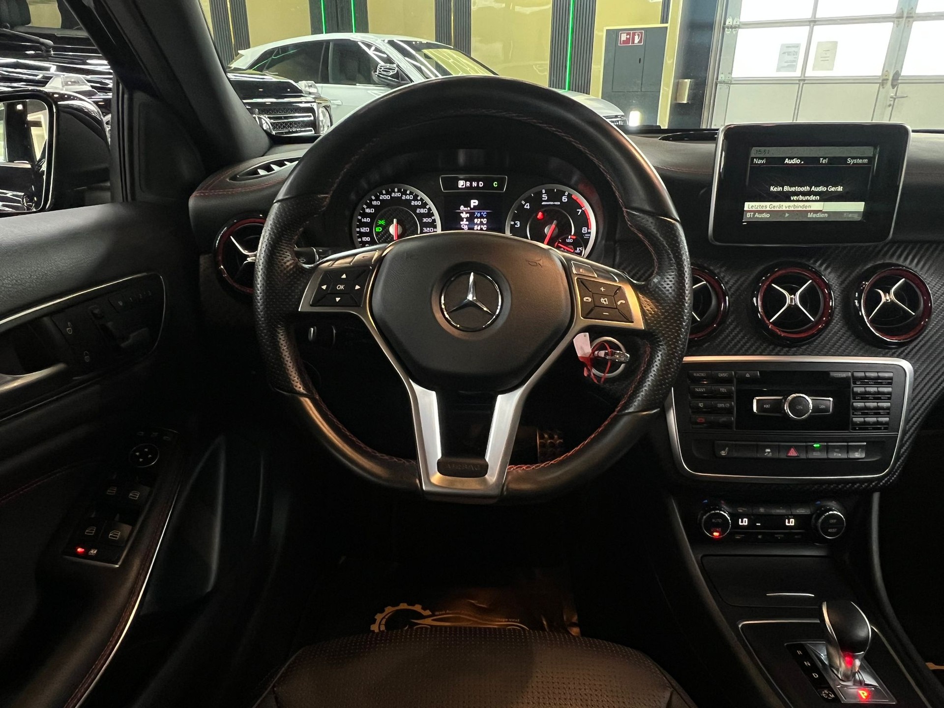 MERCEDES-BENZ A 45 AMG 4Matic Speedshift 7G-DCT-image-13