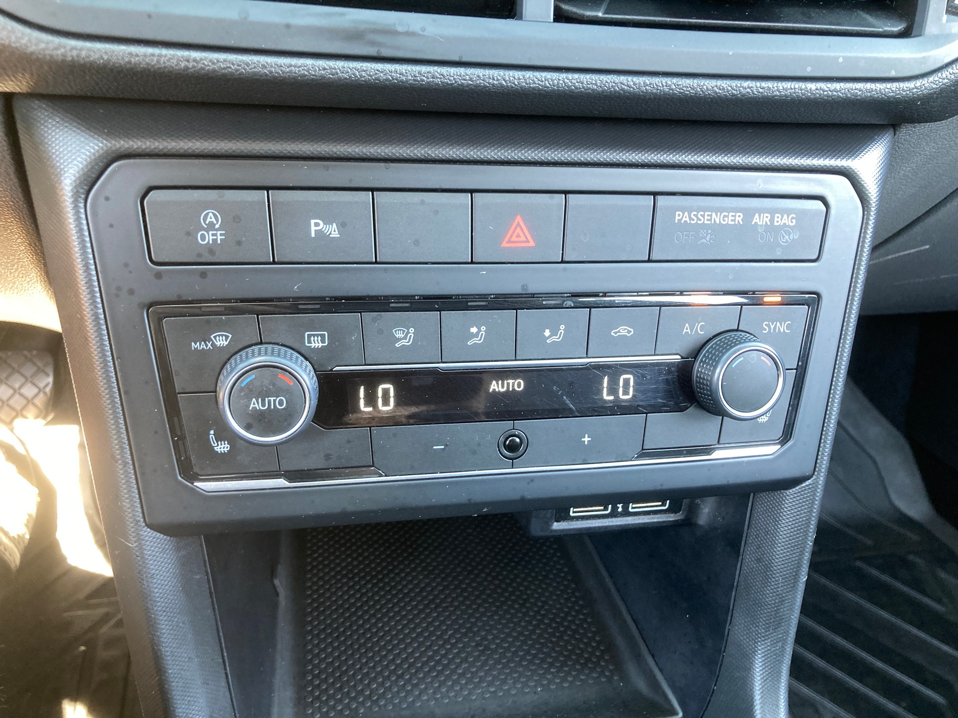 VW T-Cross 1.0 TSI-image-10