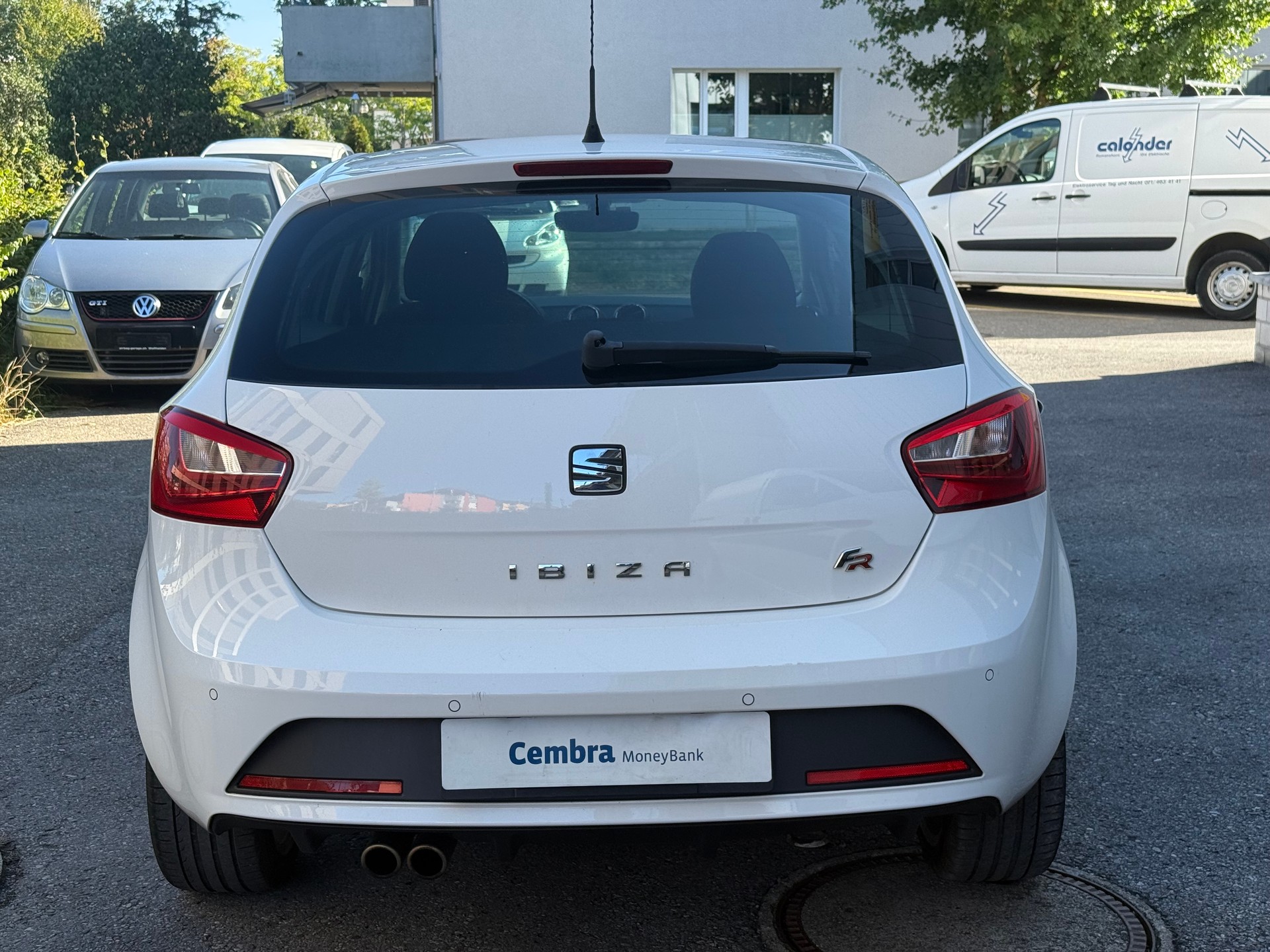 SEAT IBIZA-image-3