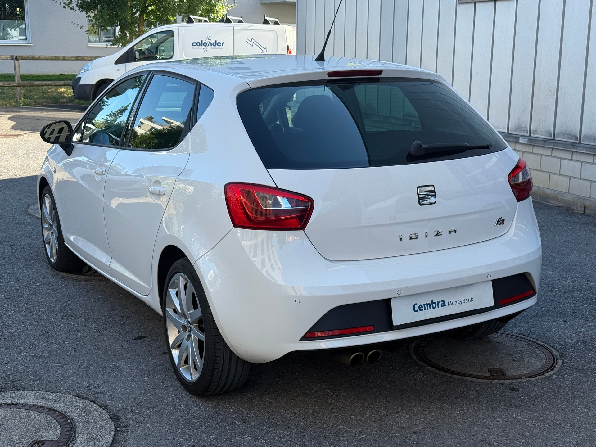 SEAT IBIZA-image-4