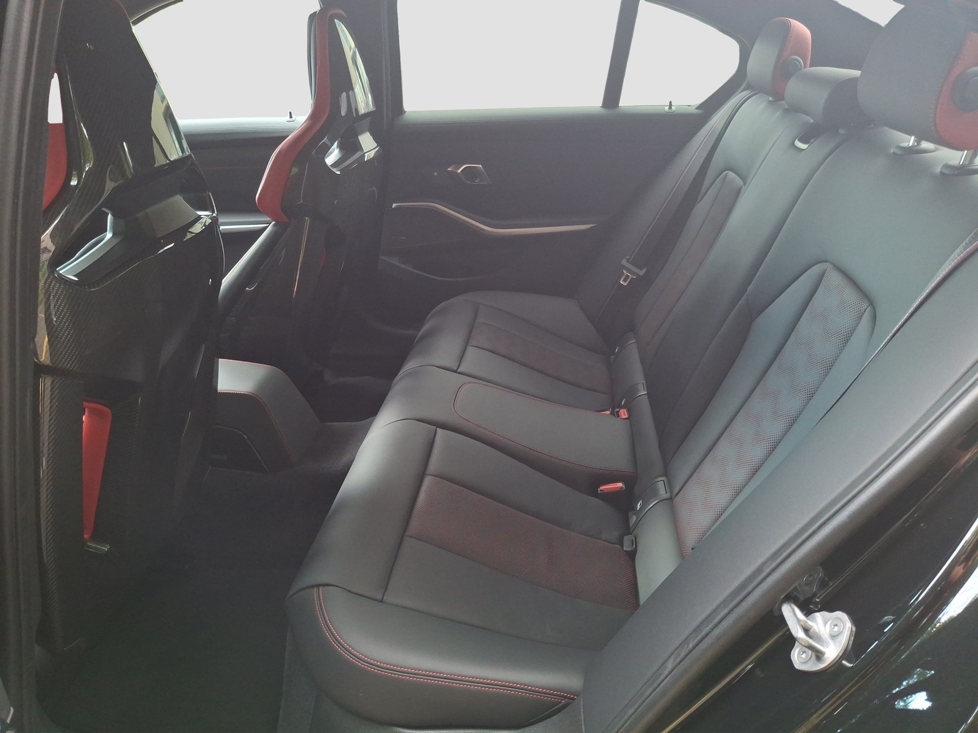 BMW M3 CS-image-8