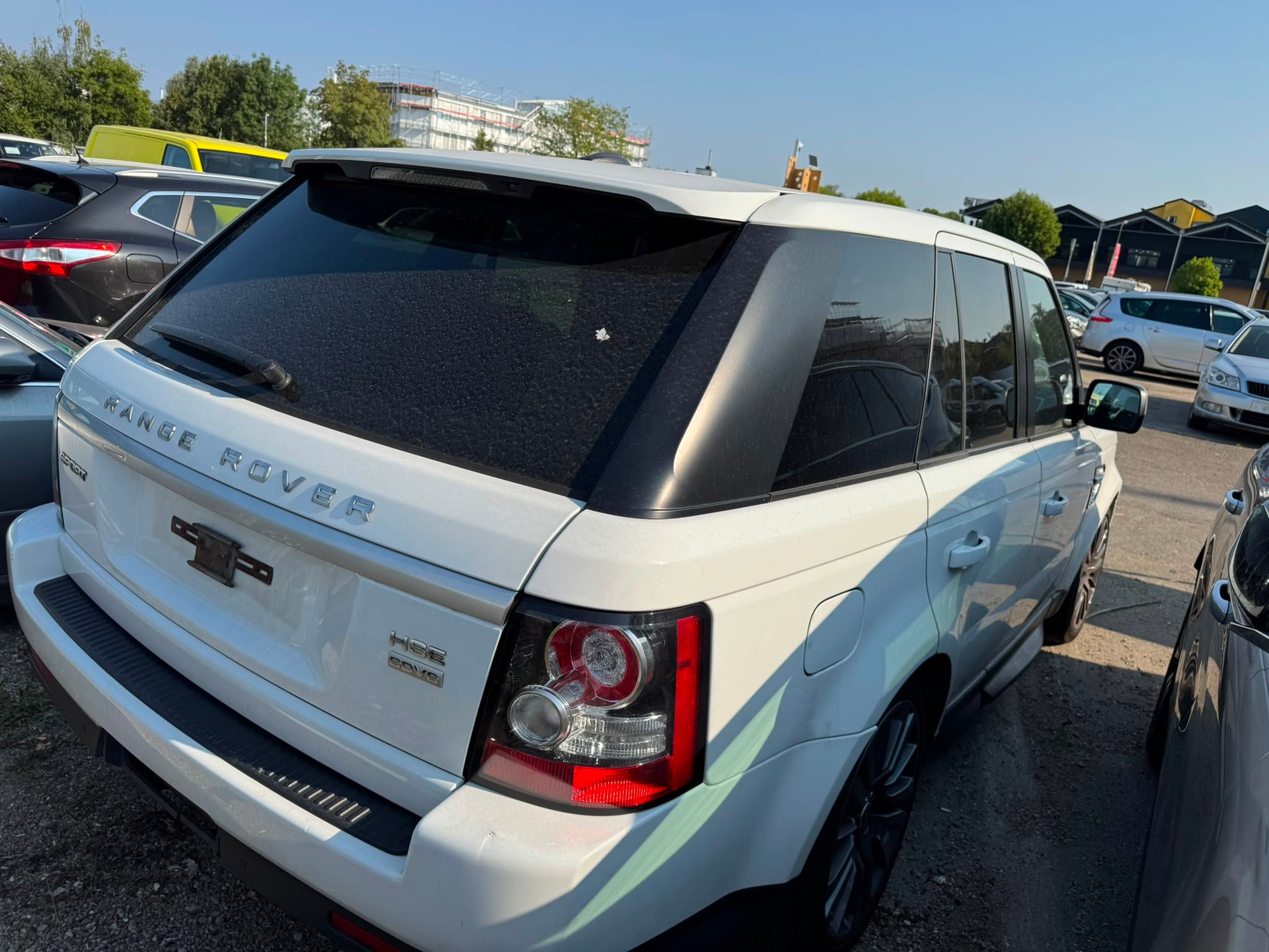 LAND ROVER Range Rover Sport 3.0 TDV6 HSE Automatic-image-4