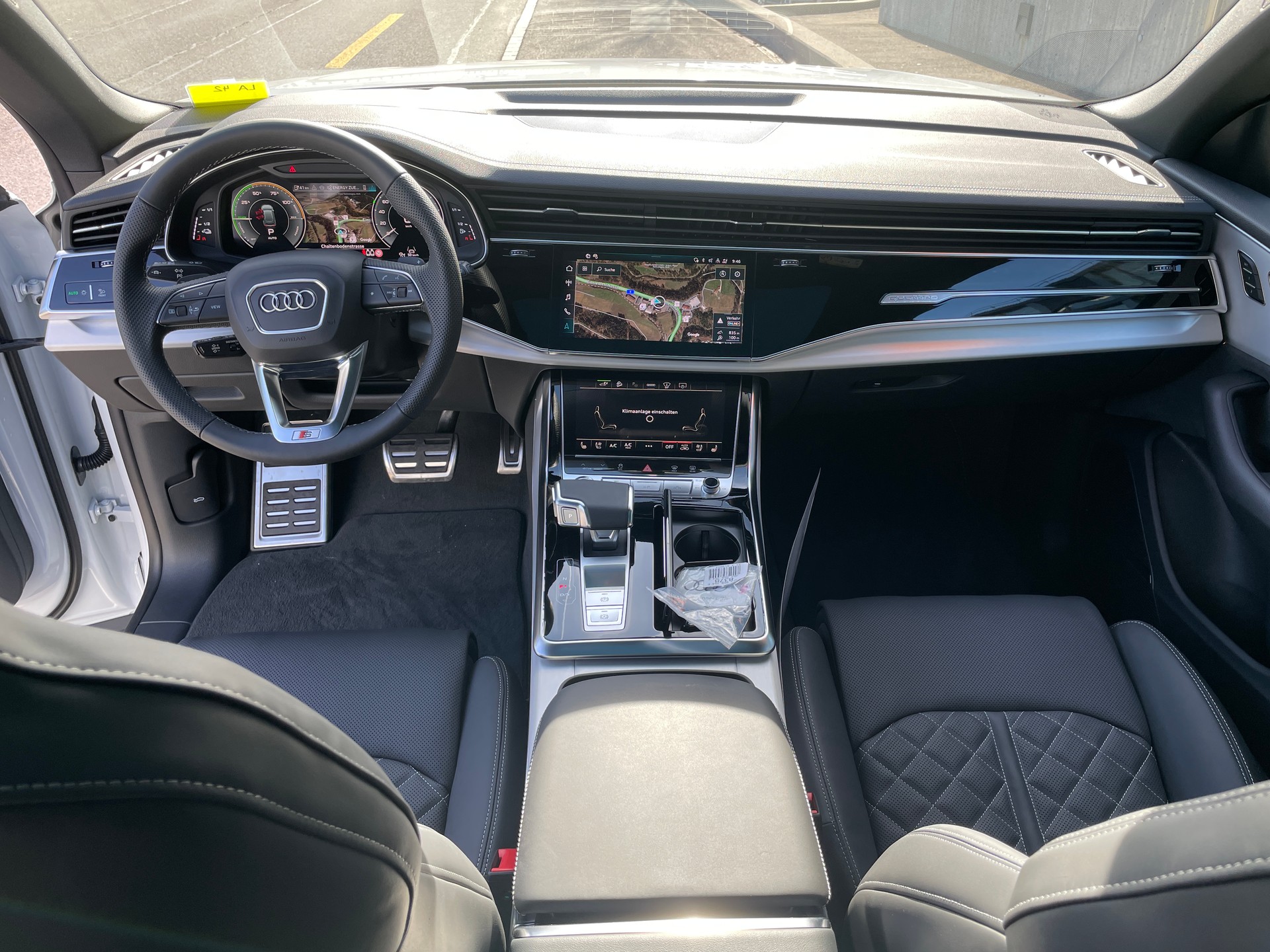 AUDI Q8 60 TFSI e quattro PHEV tiptronic-image-17