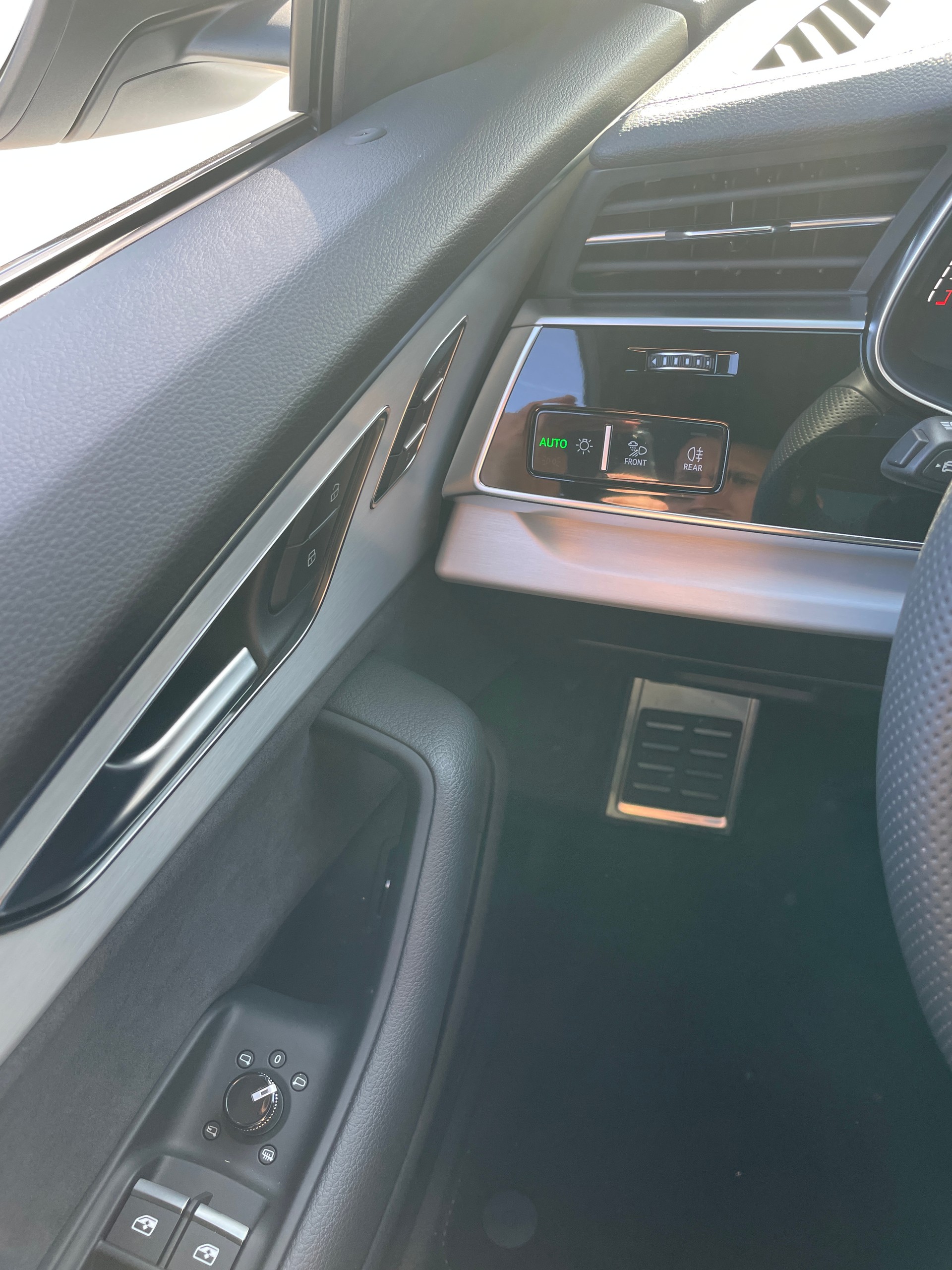AUDI Q8 60 TFSI e quattro PHEV tiptronic-image-20