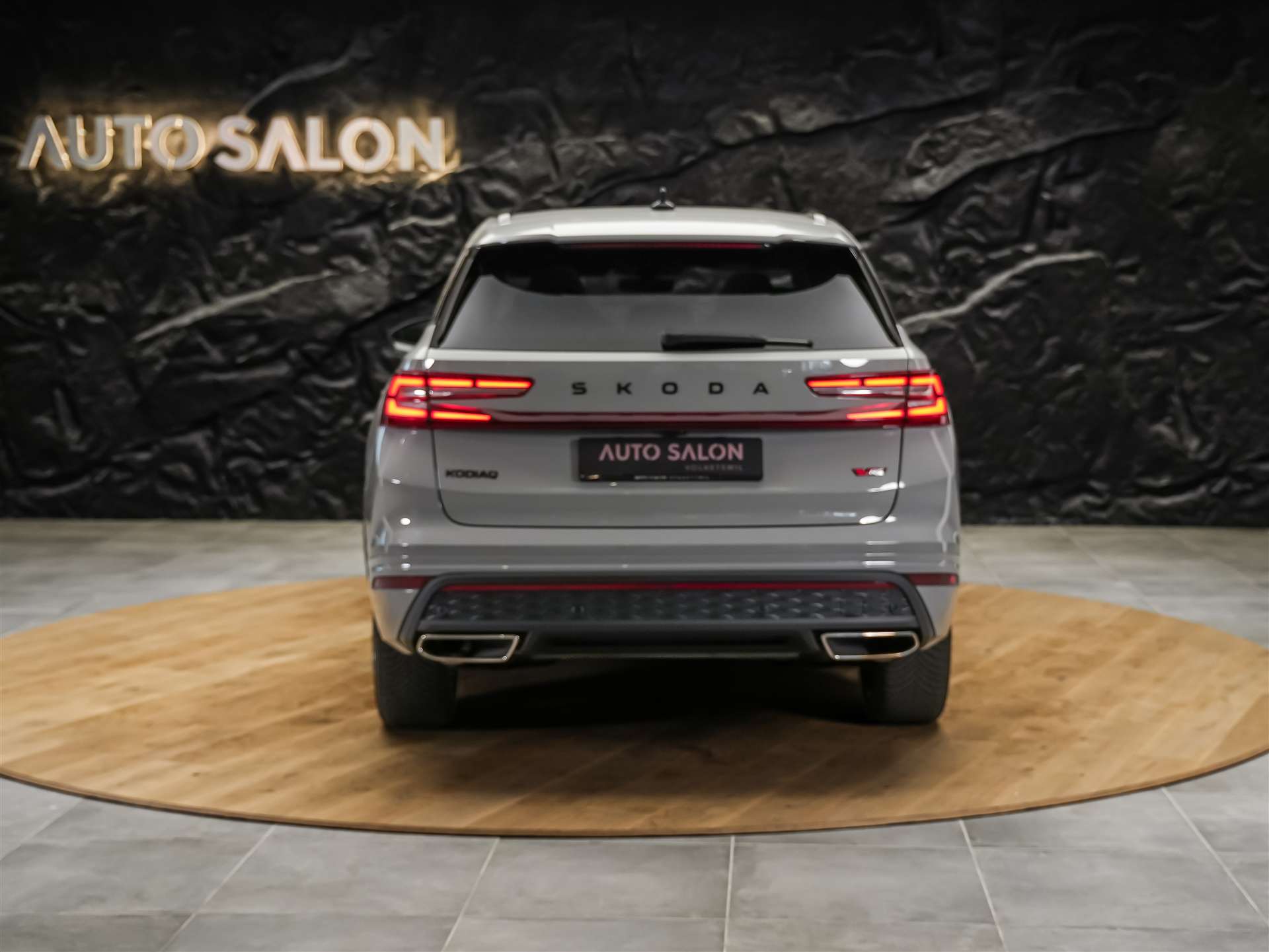 SKODA Kodiaq 2.0 TSI RS 4x4 *Panorama*Head Up*Standheizung*Matrix LED*-image-3