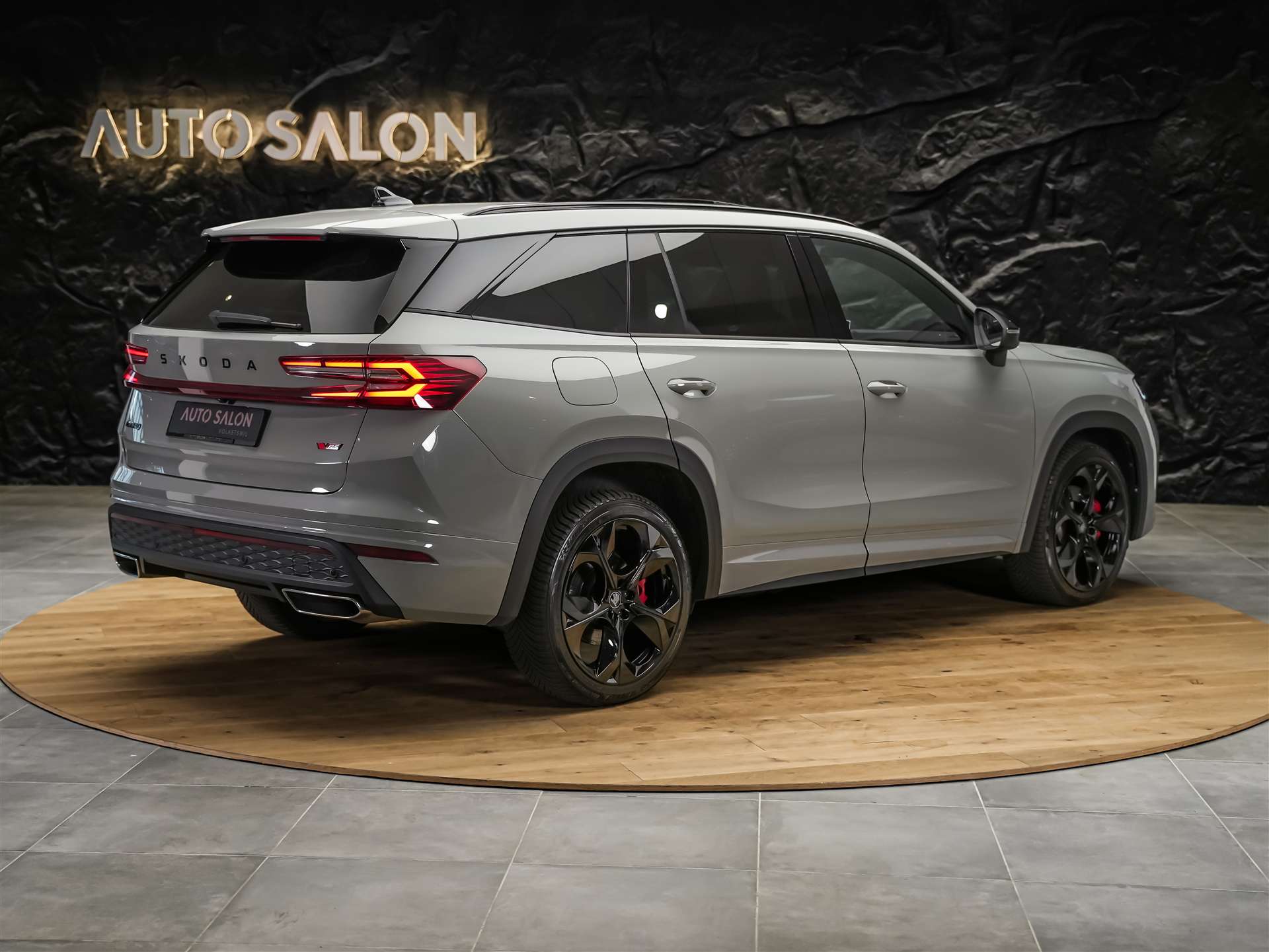 SKODA Kodiaq 2.0 TSI RS 4x4 *Panorama*Head Up*Standheizung*Matrix LED*-image-4