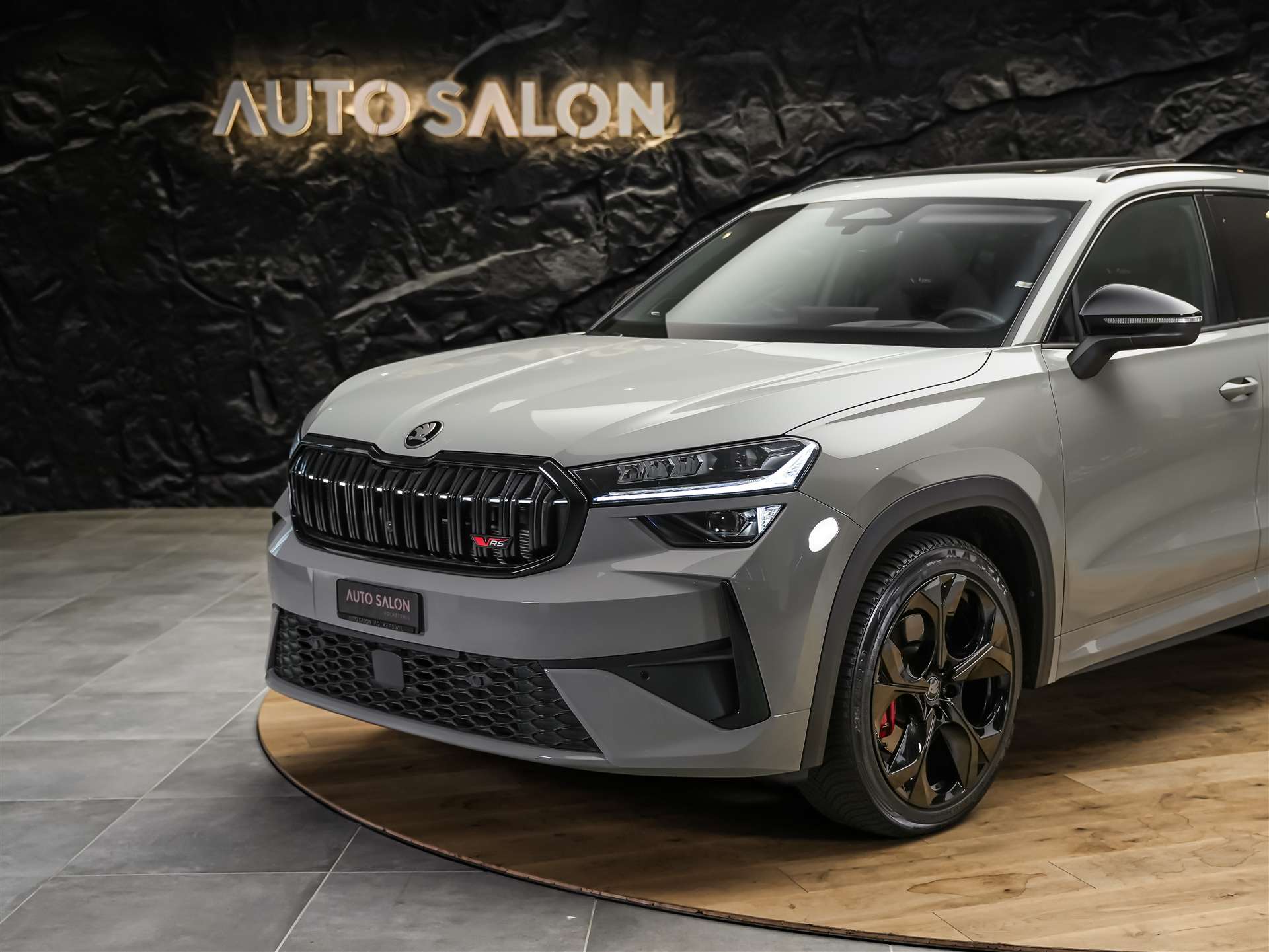 SKODA Kodiaq 2.0 TSI RS 4x4 *Panorama*Head Up*Standheizung*Matrix LED*-image-17