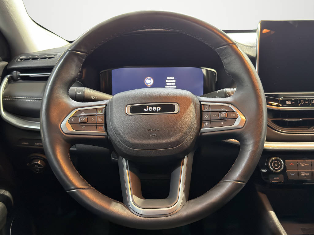 JEEP Compass 1.3 Swiss Altitude 4xe-image-9