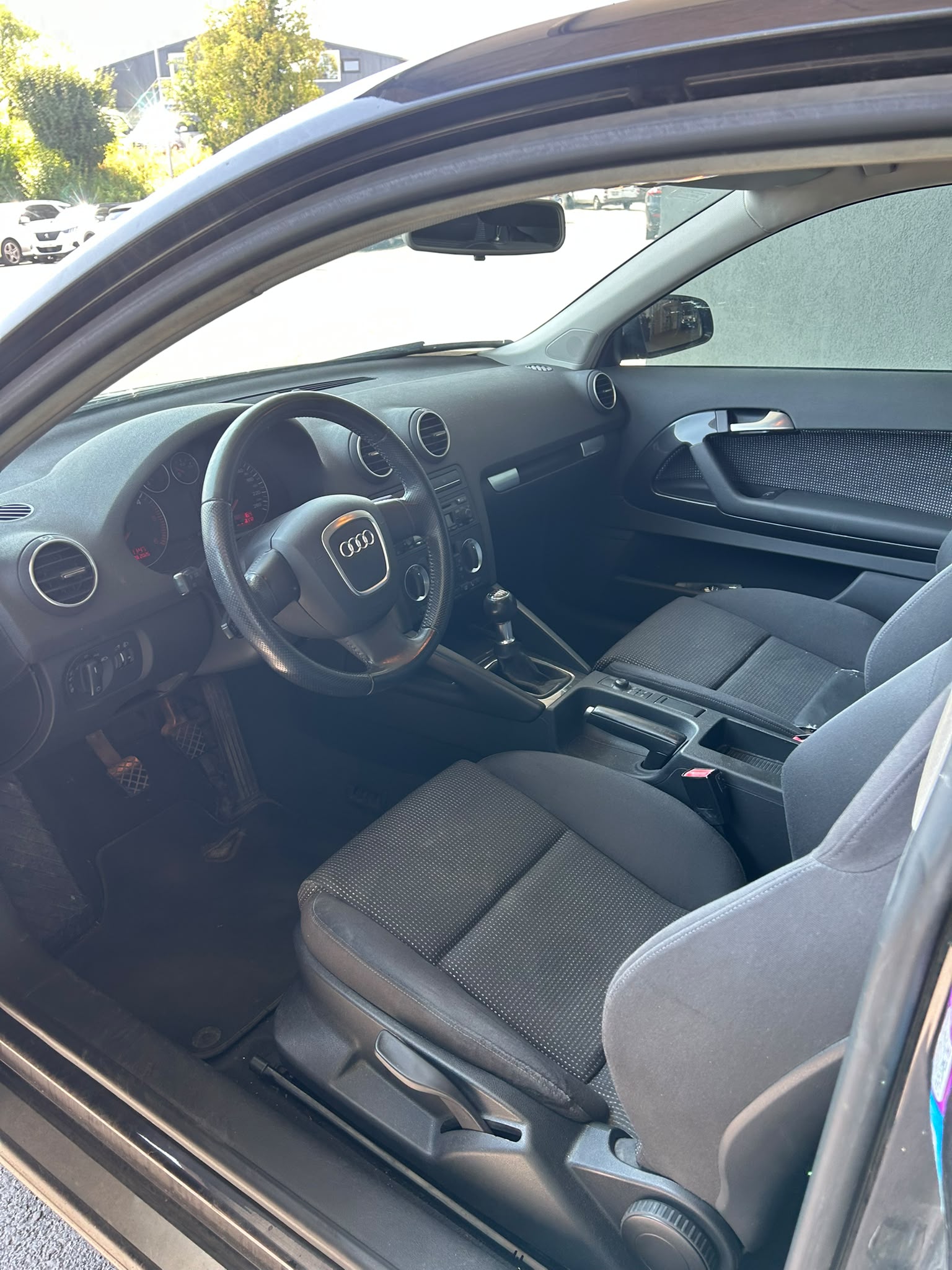 AUDI A3 2.0 TDI Ambition-image-7