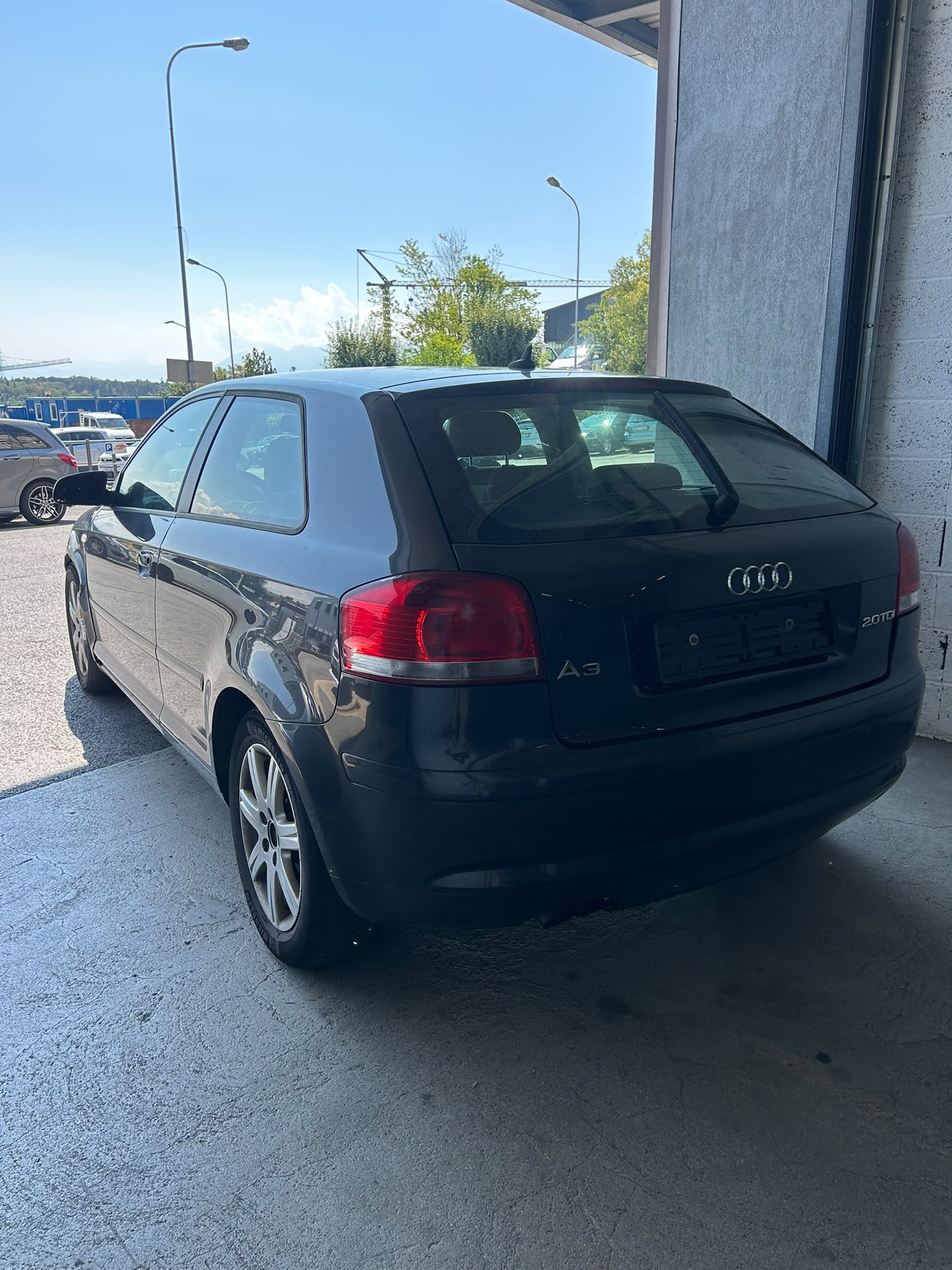 AUDI A3 2.0 TDI Ambition-image-4