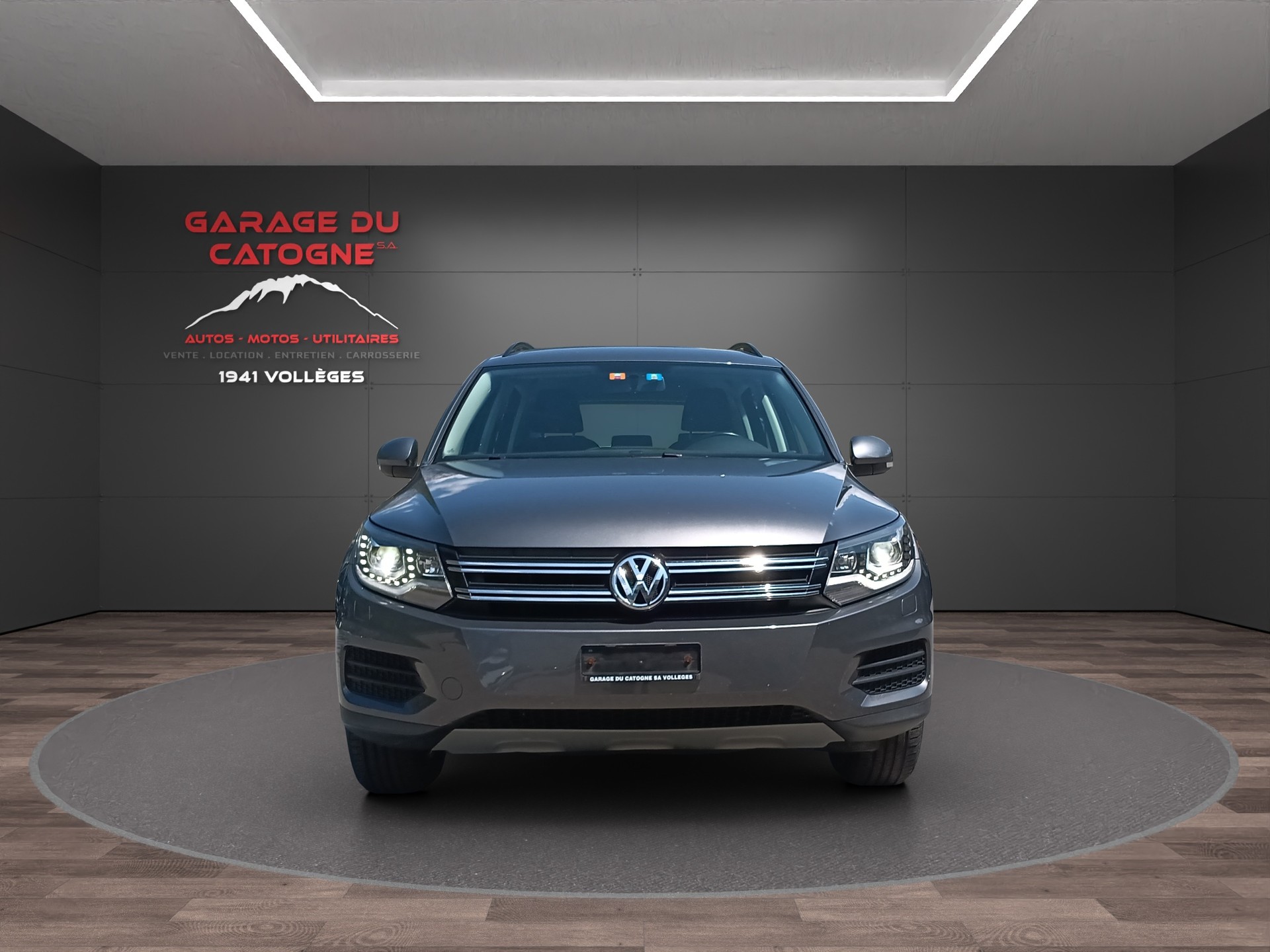 VW Tiguan 2.0 TDI BlueMotion Track&Field 4Motion-image-2