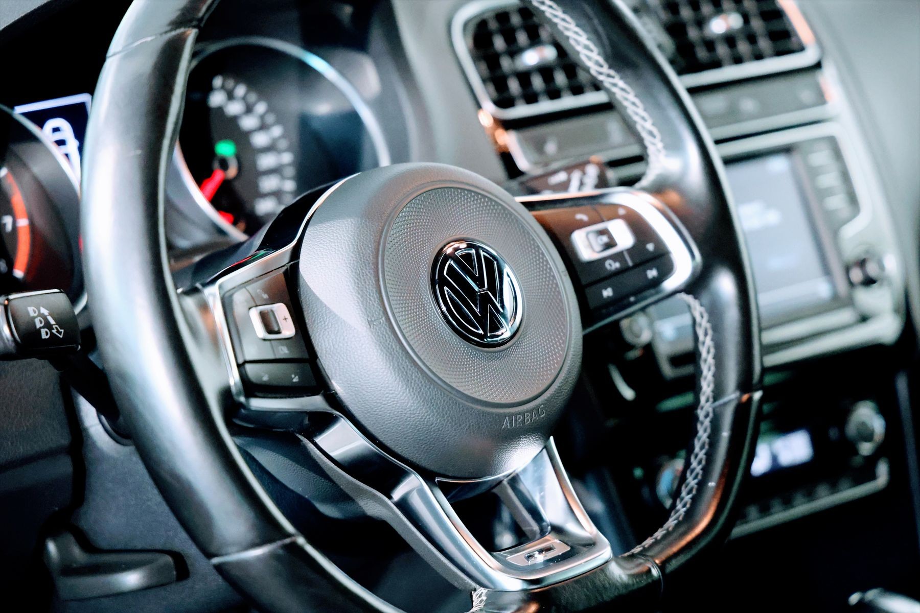 VW Polo 1.0 TSI BMT Comfort-image-7