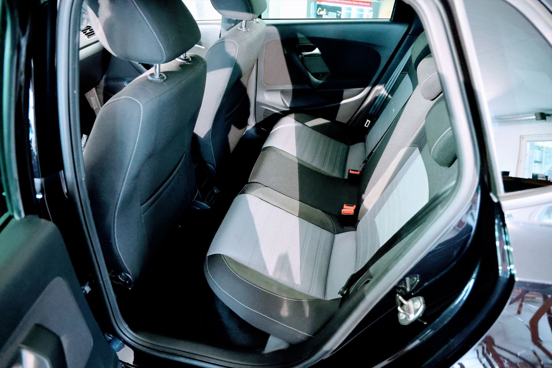 VW Polo 1.0 TSI BMT Comfort-image-8