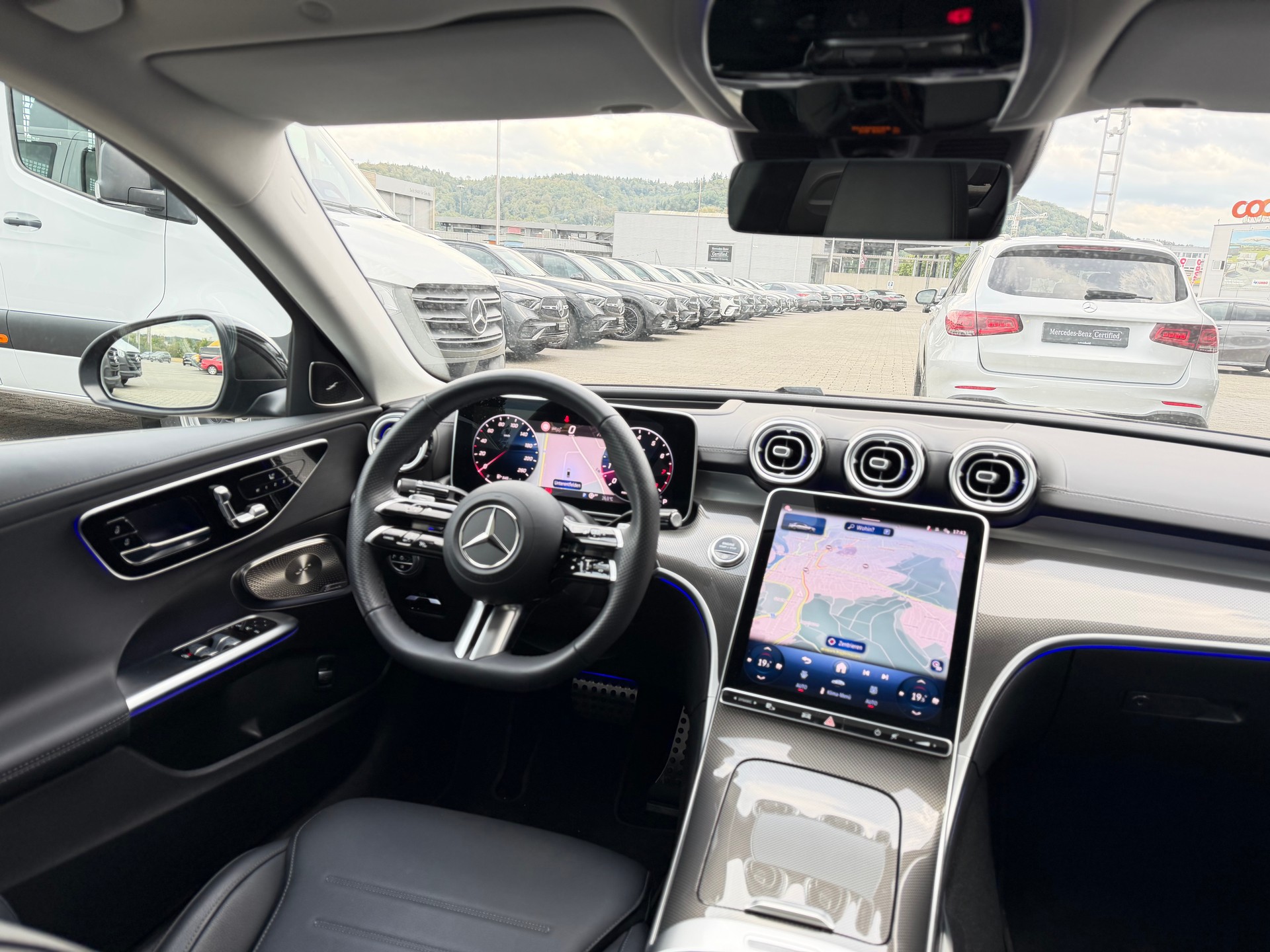 MERCEDES-BENZ C 300 AMG Line 4 Matic-image-6