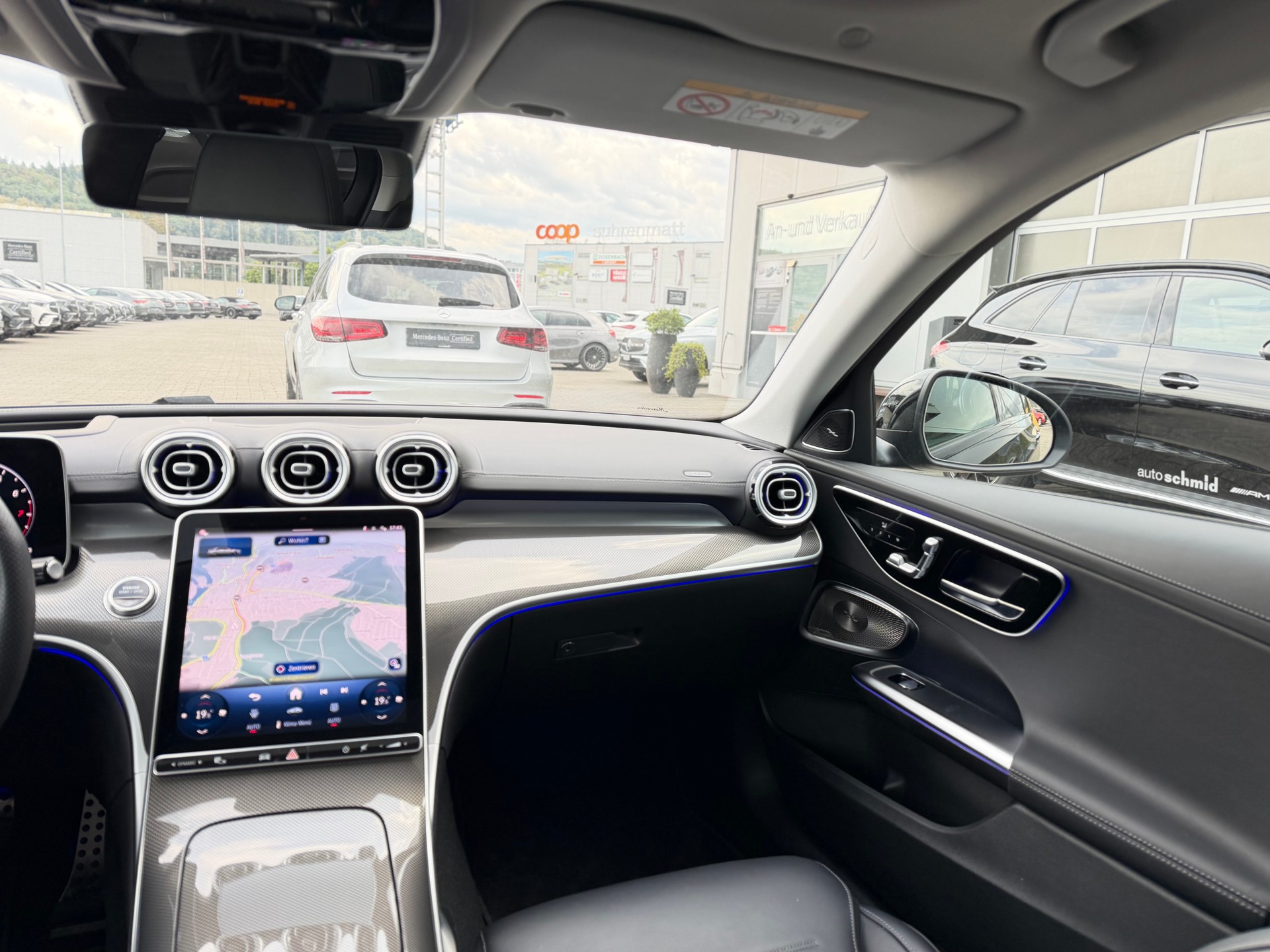 MERCEDES-BENZ C 300 AMG Line 4 Matic-image-7
