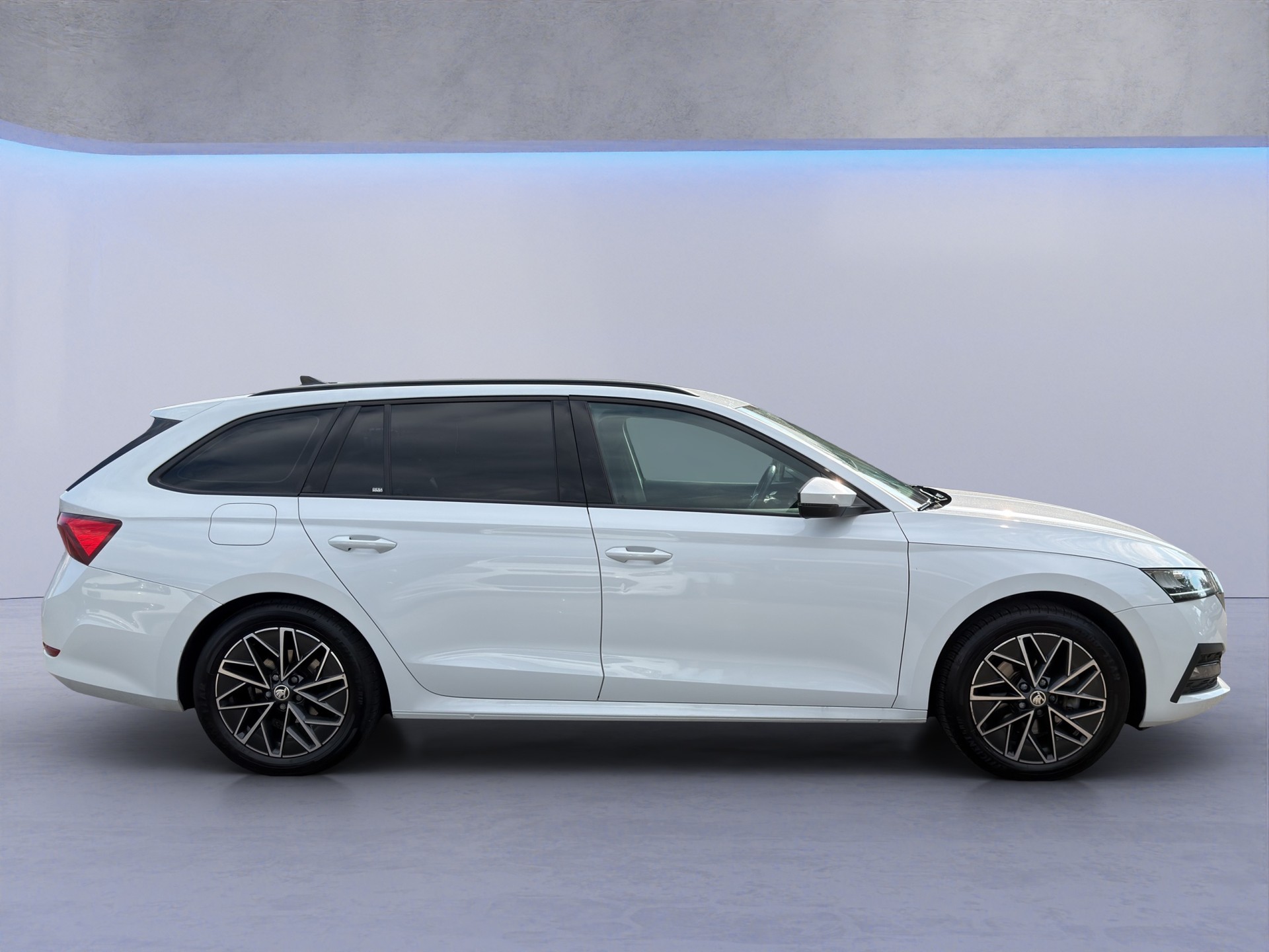 SKODA Octavia Combi 2.0 TSI SportLine DSG 4x4-image-7