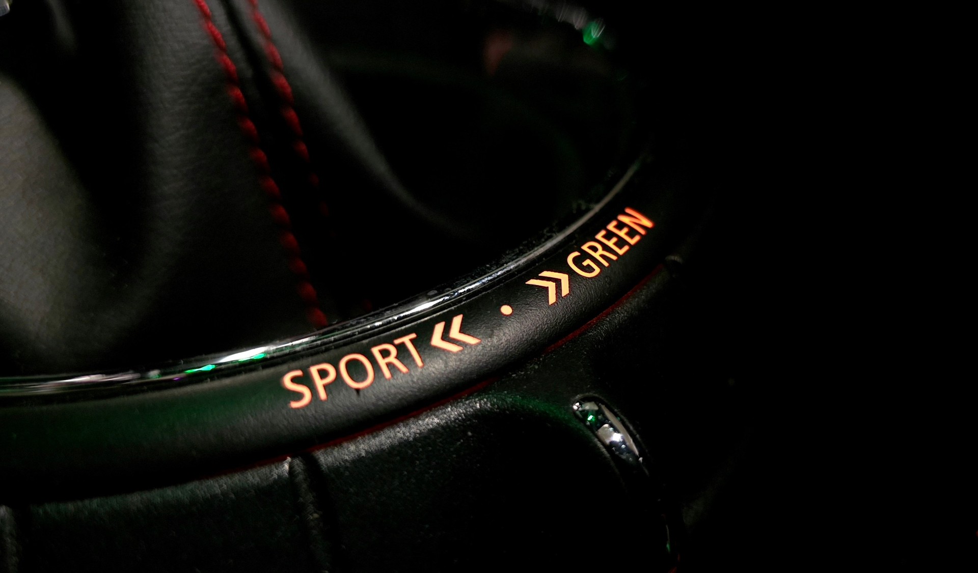 MINI Cooper John Cooper Works Steptronic-image-16