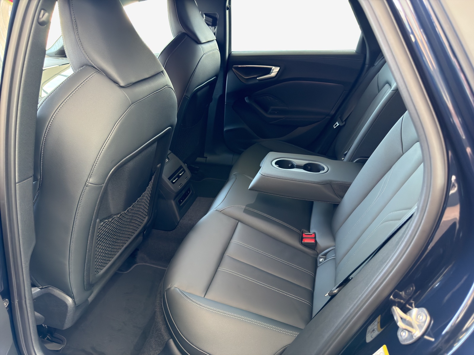 AUDI A5 Limousine TFSI 150 kW S tronic-image-10