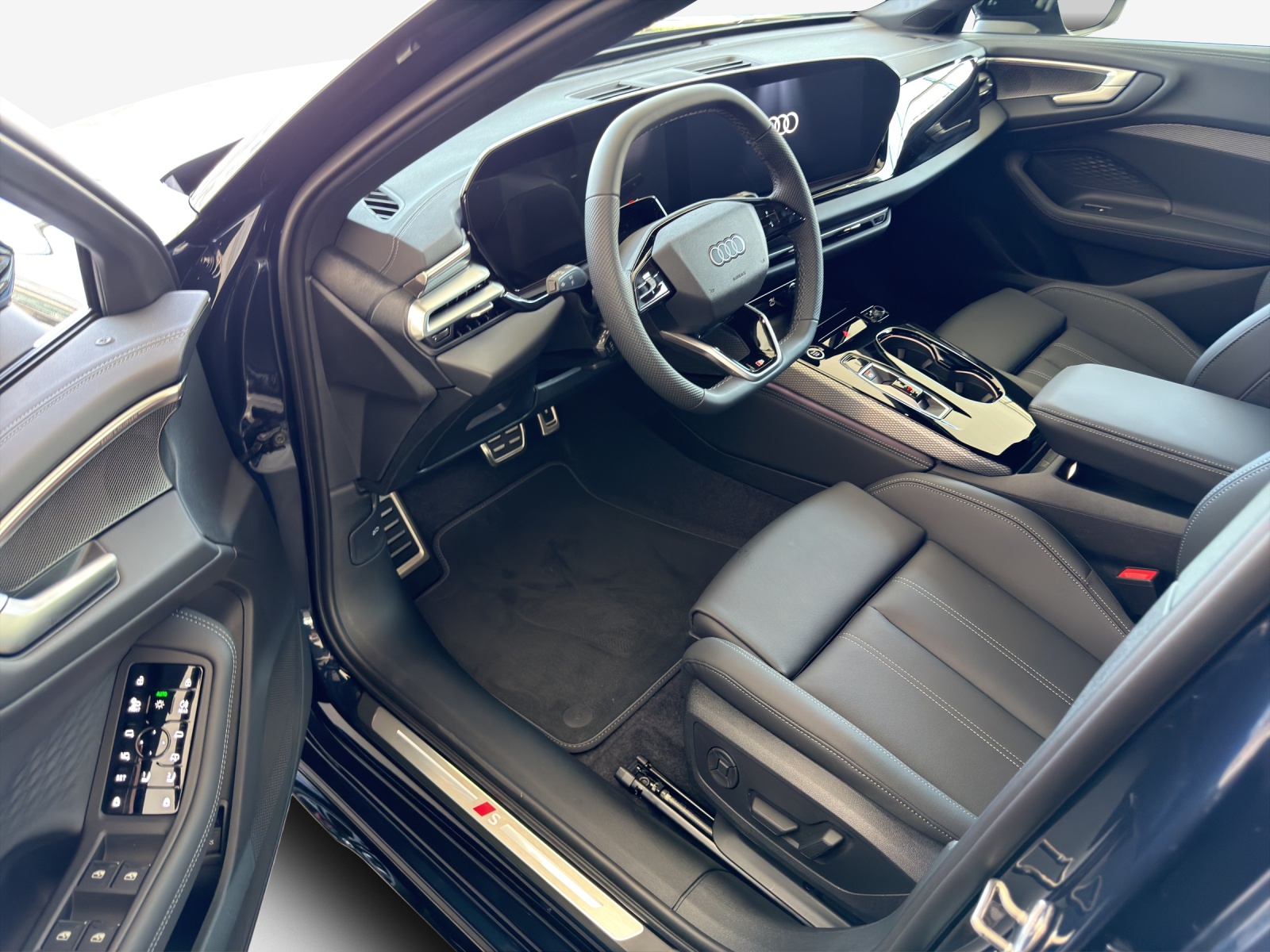 AUDI A5 Limousine TFSI 150 kW S tronic-image-12