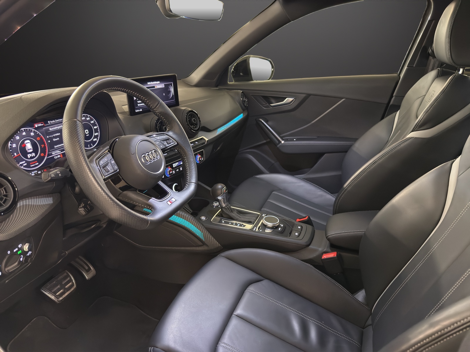 AUDI Q2 2.0 TFSI Edition#1quattro S-tronic-image-9