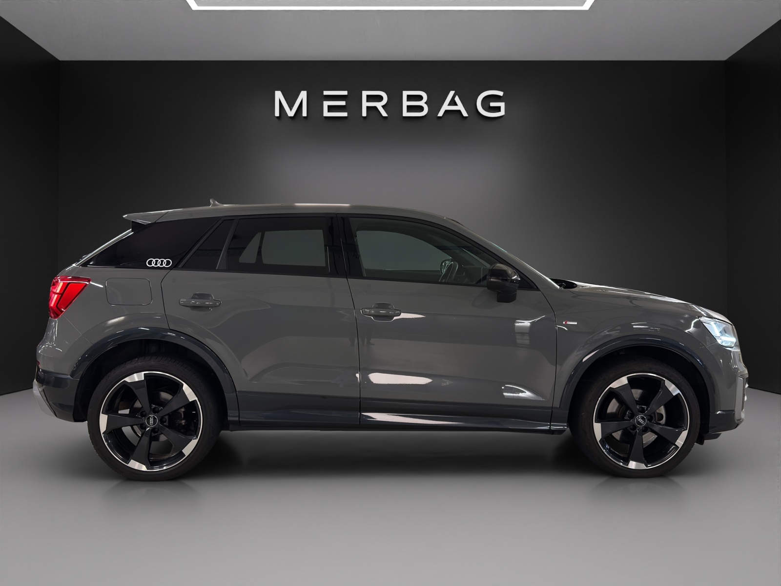 AUDI Q2 2.0 TFSI Edition#1quattro S-tronic-image-4