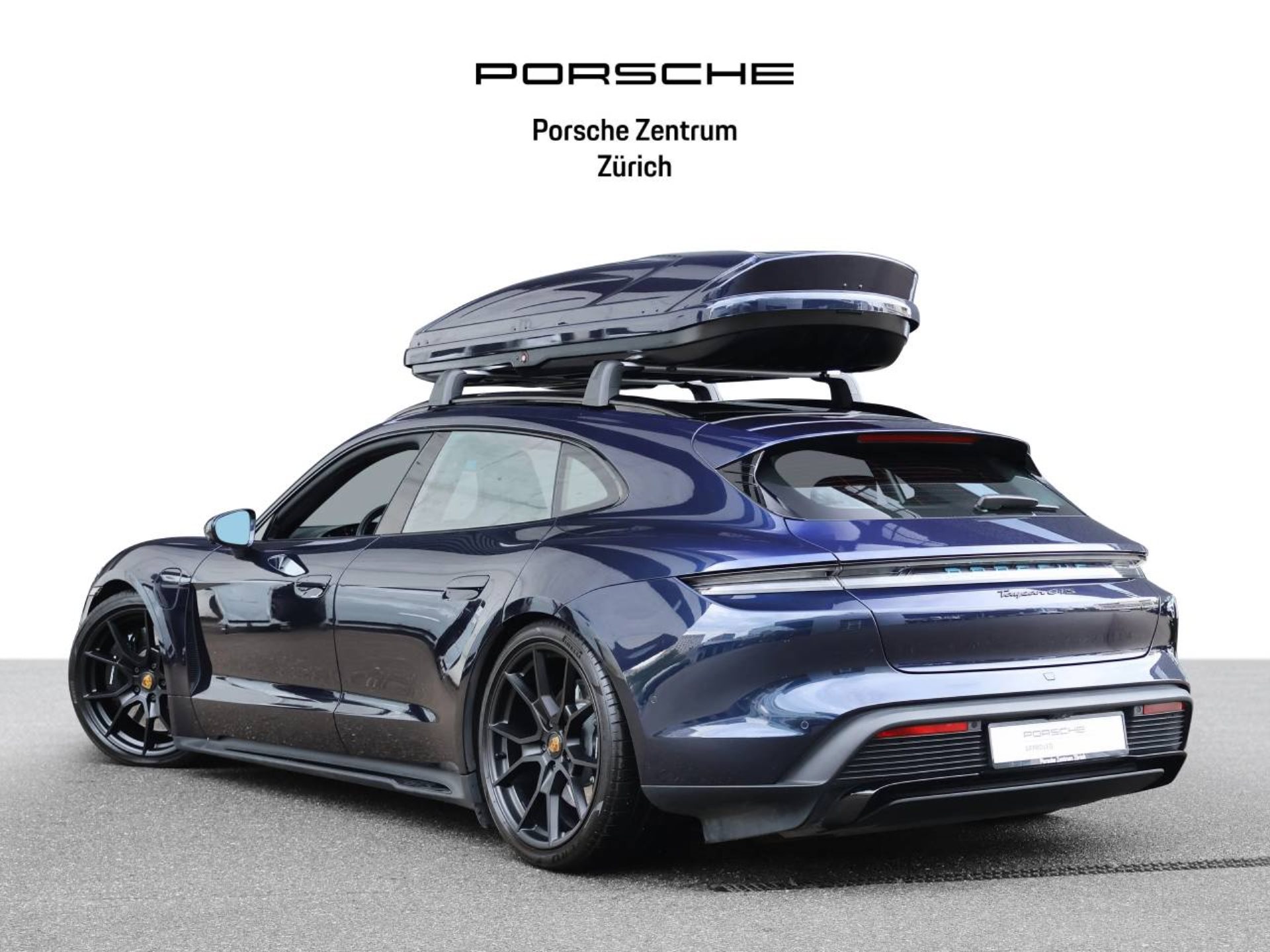 PORSCHE Taycan GTS Sport Turismo-image-2