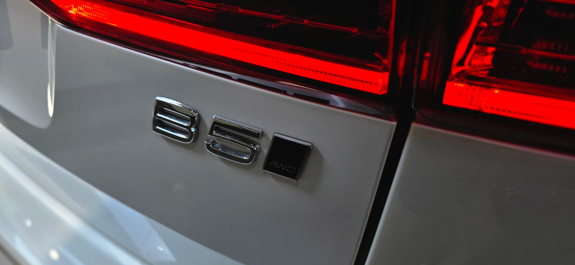 VOLVO XC60 B5 Benzin Mild Hybrid AWD Core Geartronic-image-30