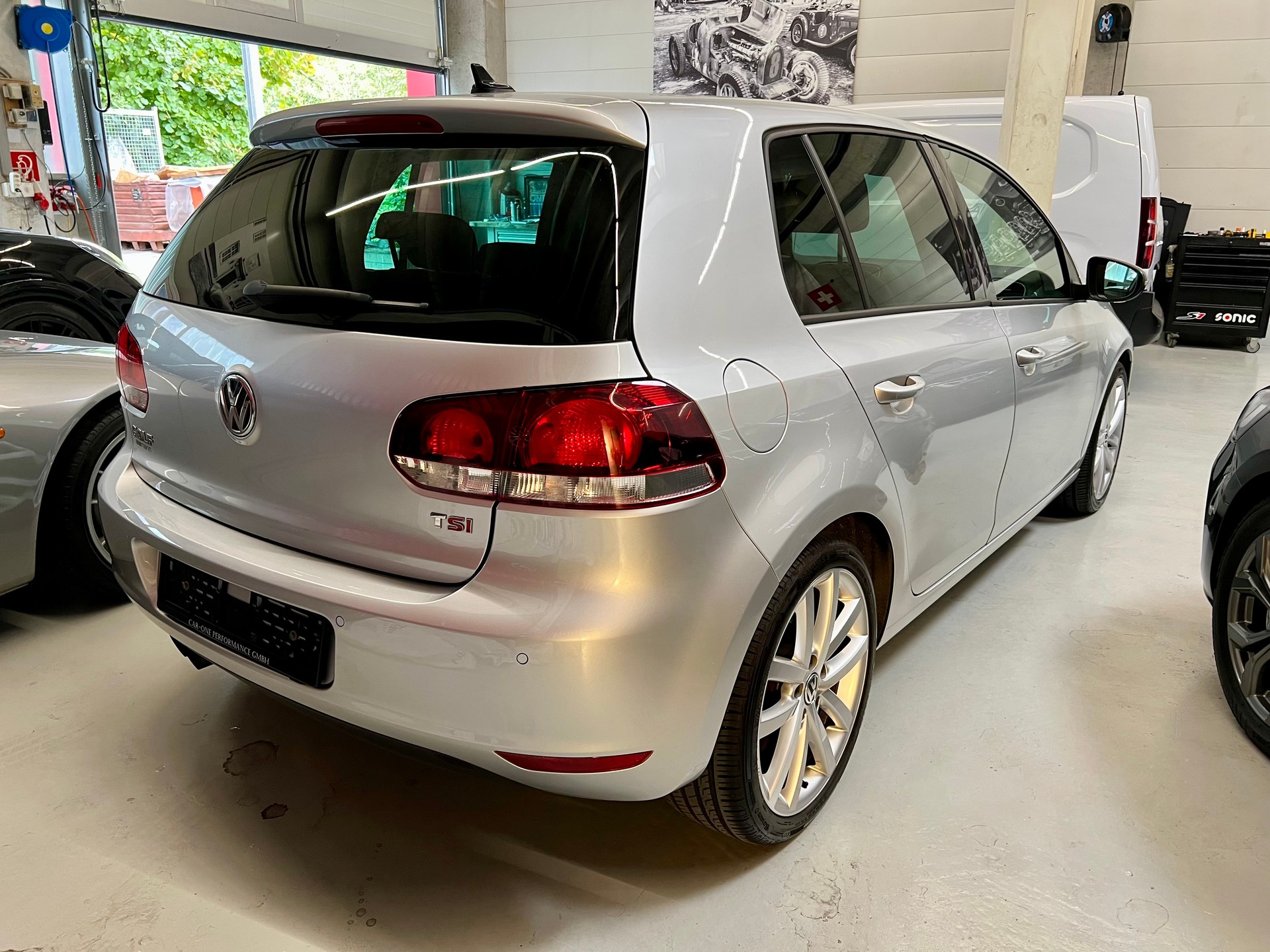 VW Golf 1.4 TSI Highline DSG-image-2