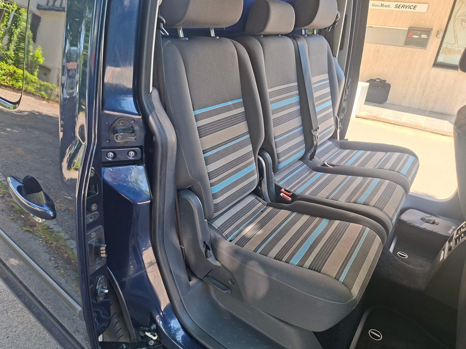 VW CADDY 2.0 TDI 140PS 4Motion DSG AUT Camper 5Sitze-image-8
