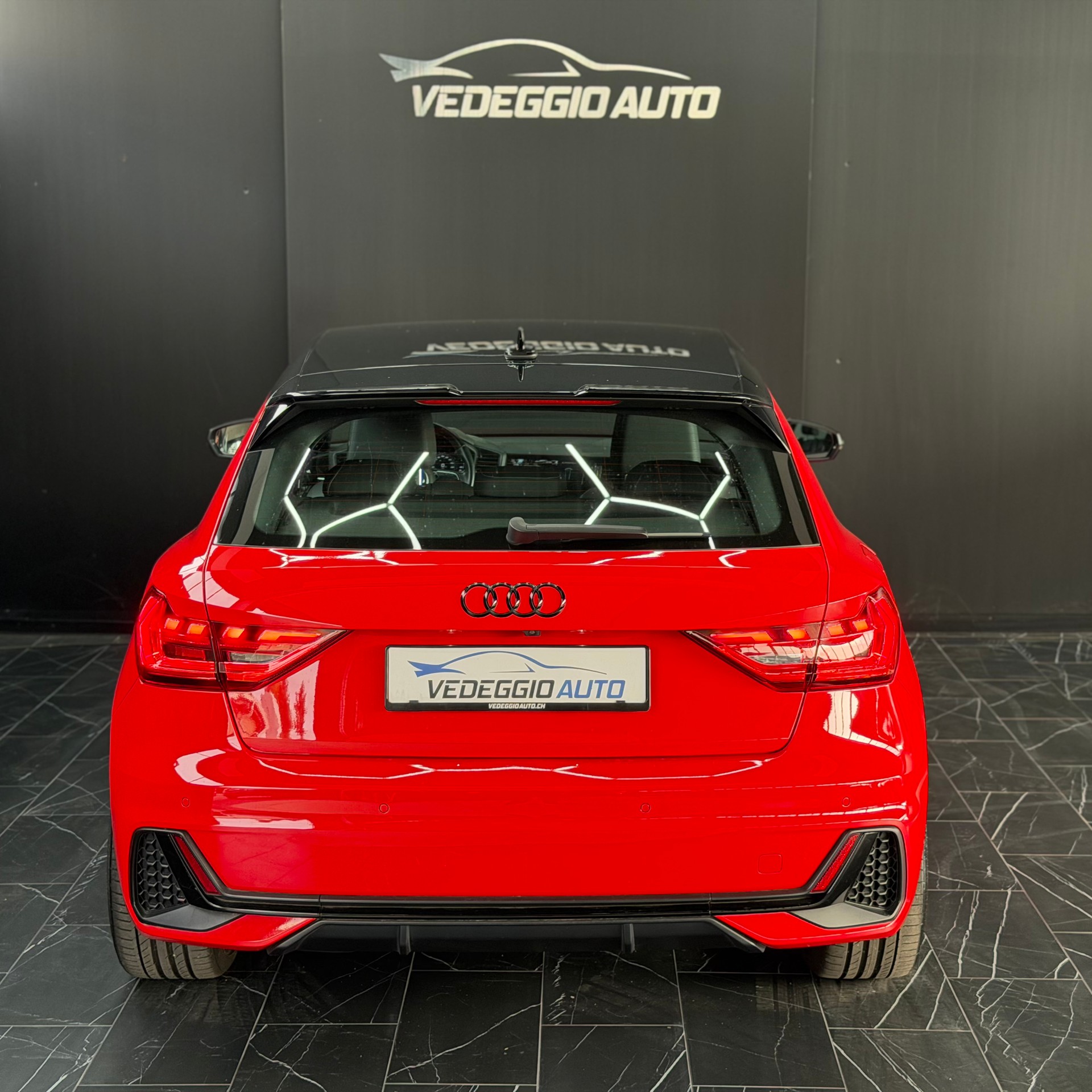 AUDI A1 Sportback 30 TFSI S Line S-tronic-image-3
