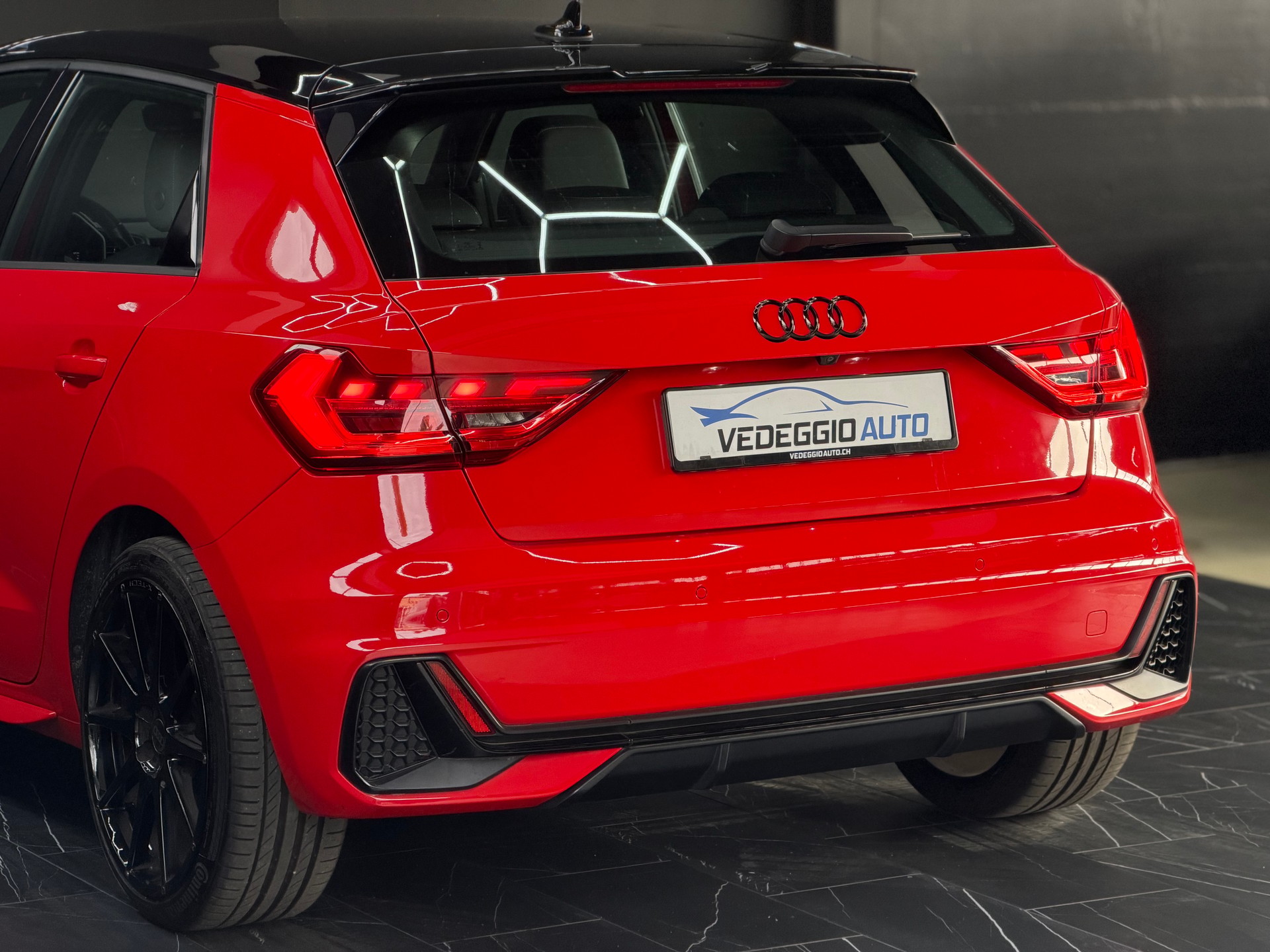 AUDI A1 Sportback 30 TFSI S Line S-tronic-image-7