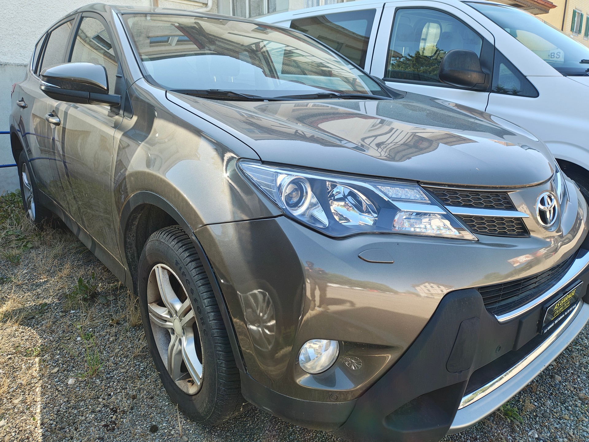 TOYOTA RAV-4 2.2D-CAT Sol Premium AT-image-0