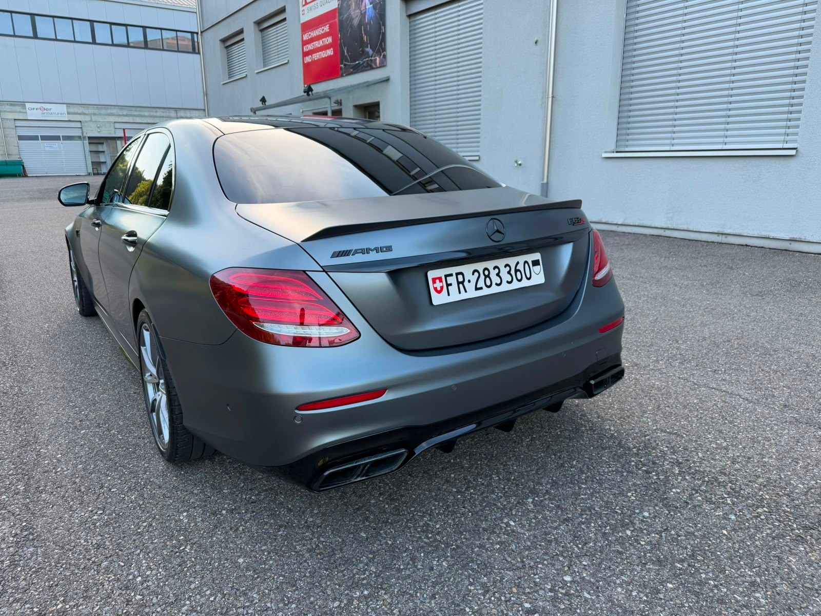 MERCEDES-BENZ E 63 S AMG 4matic+-image-1
