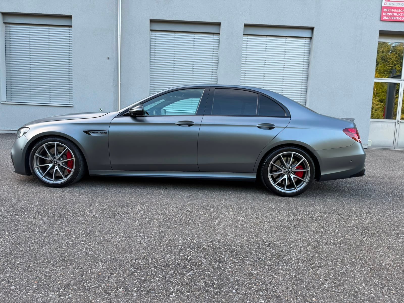 MERCEDES-BENZ E 63 S AMG 4matic+-image-2