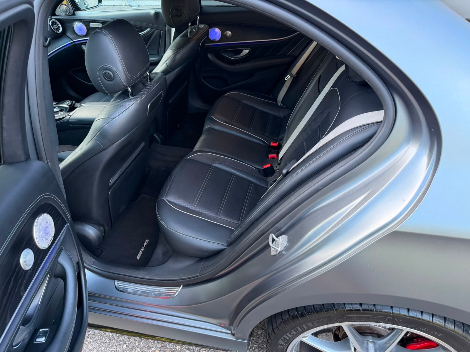 MERCEDES-BENZ E 63 S AMG 4matic+-image-5