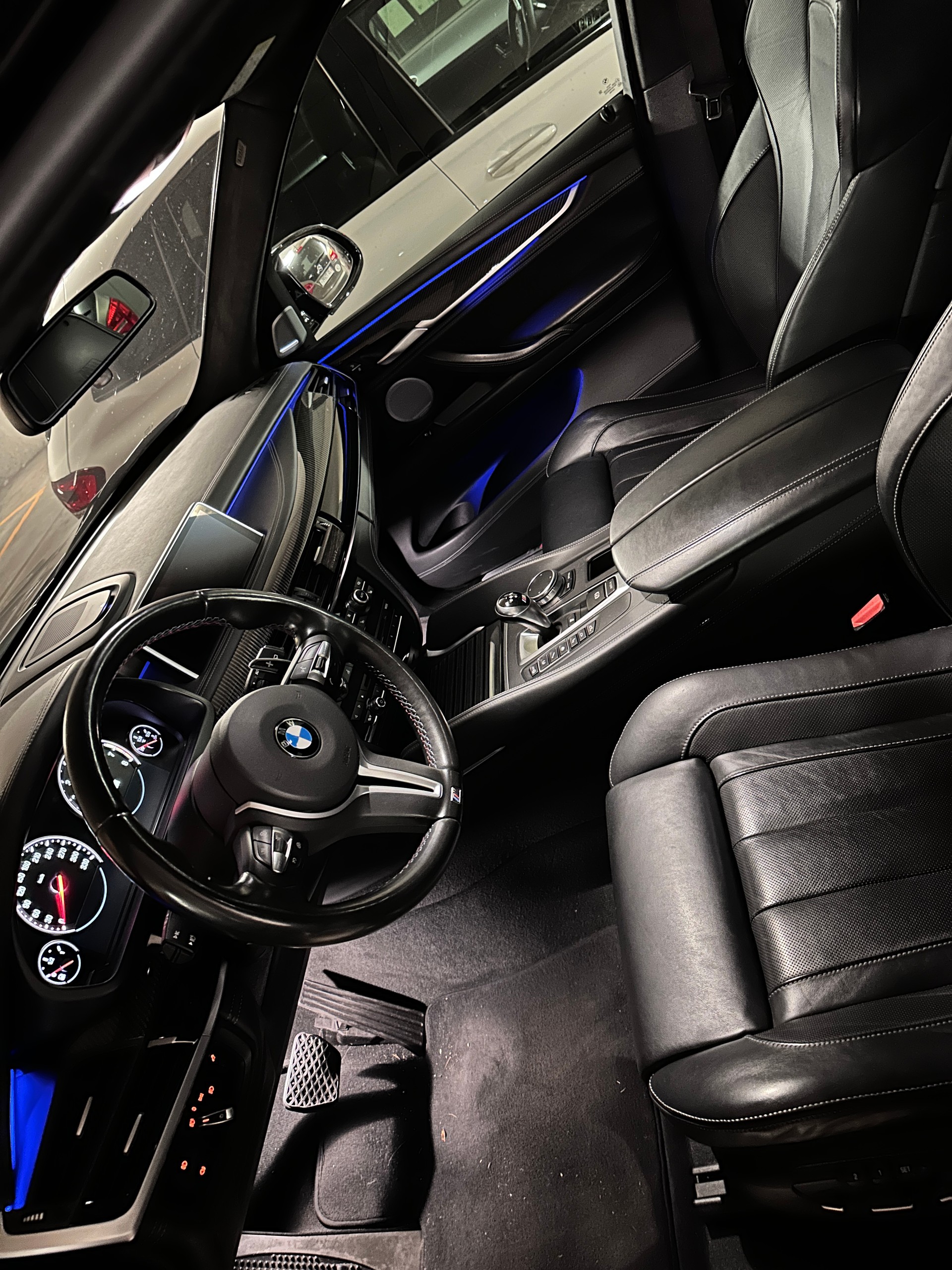 BMW X5M F85-image-10